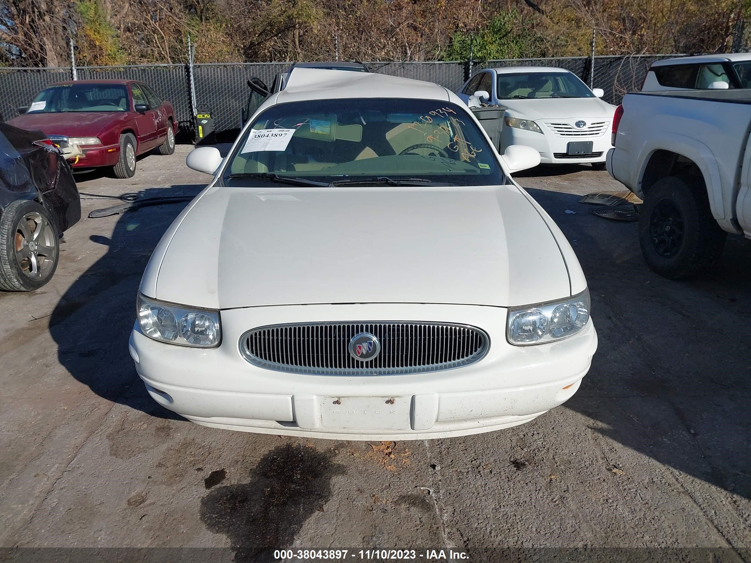 Photo 11 VIN: 1G4HP52K85U237826 - BUICK LESABRE 