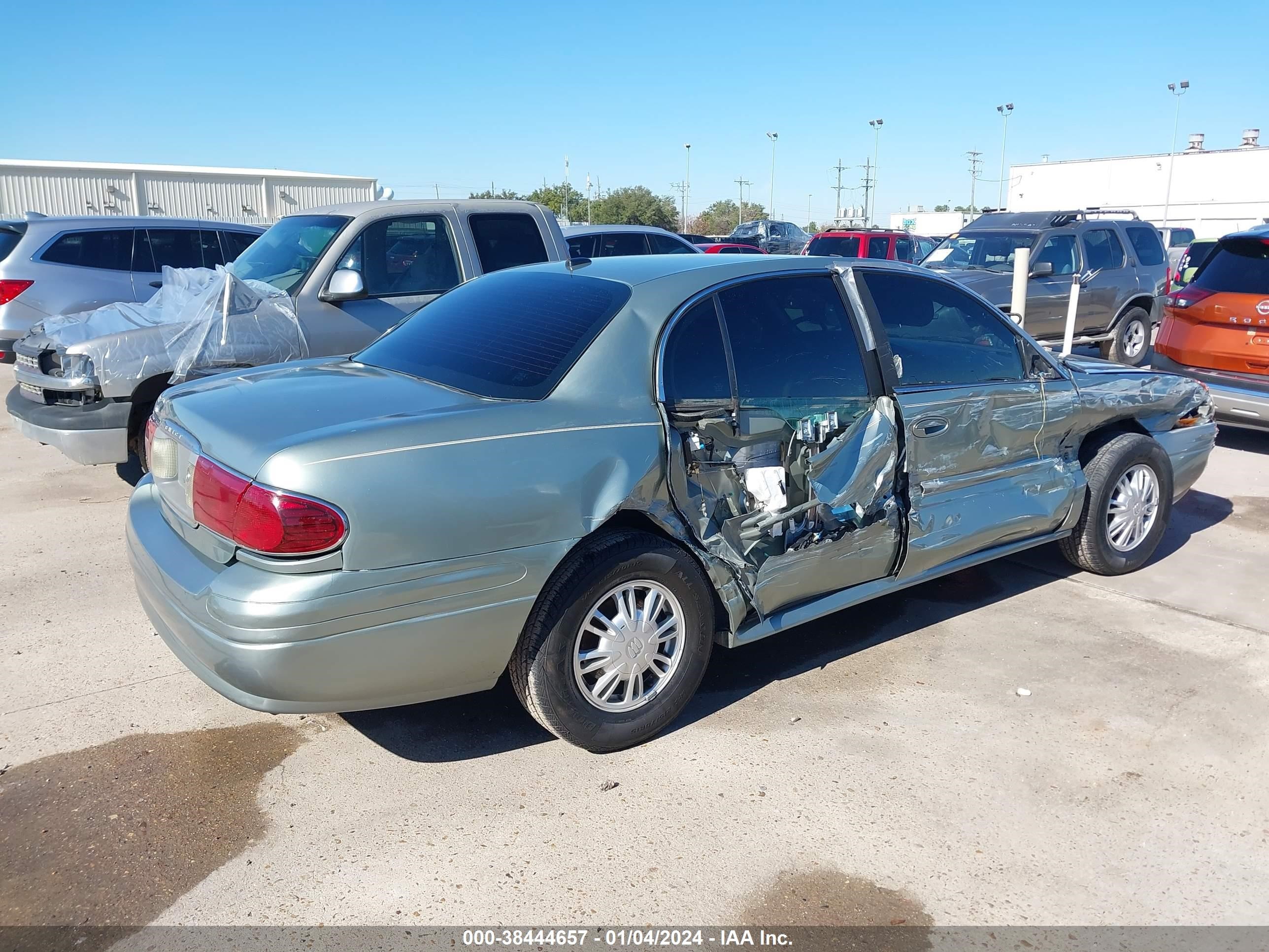 Photo 3 VIN: 1G4HP52K95U139873 - BUICK LESABRE CU 