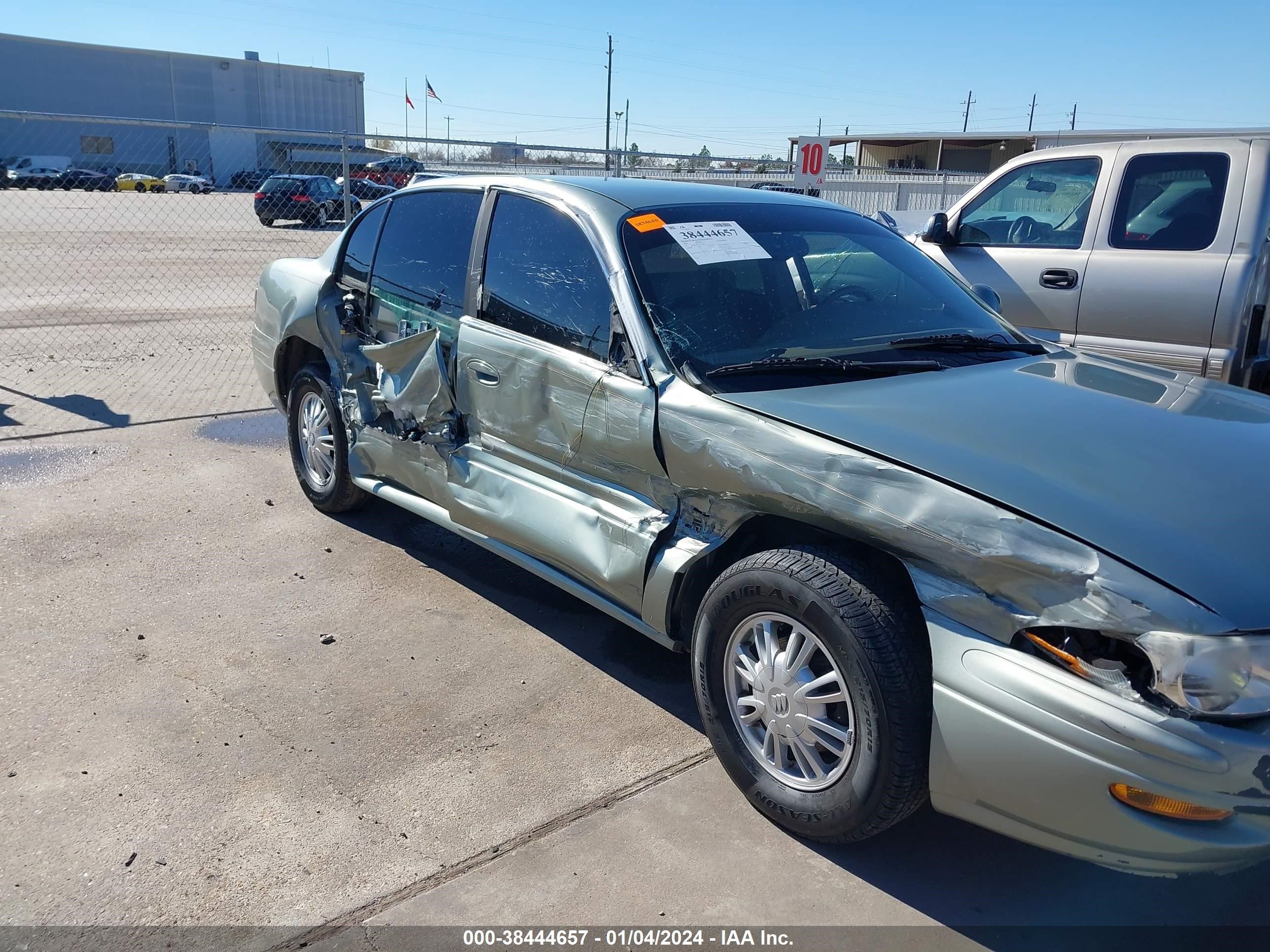 Photo 5 VIN: 1G4HP52K95U139873 - BUICK LESABRE CU 