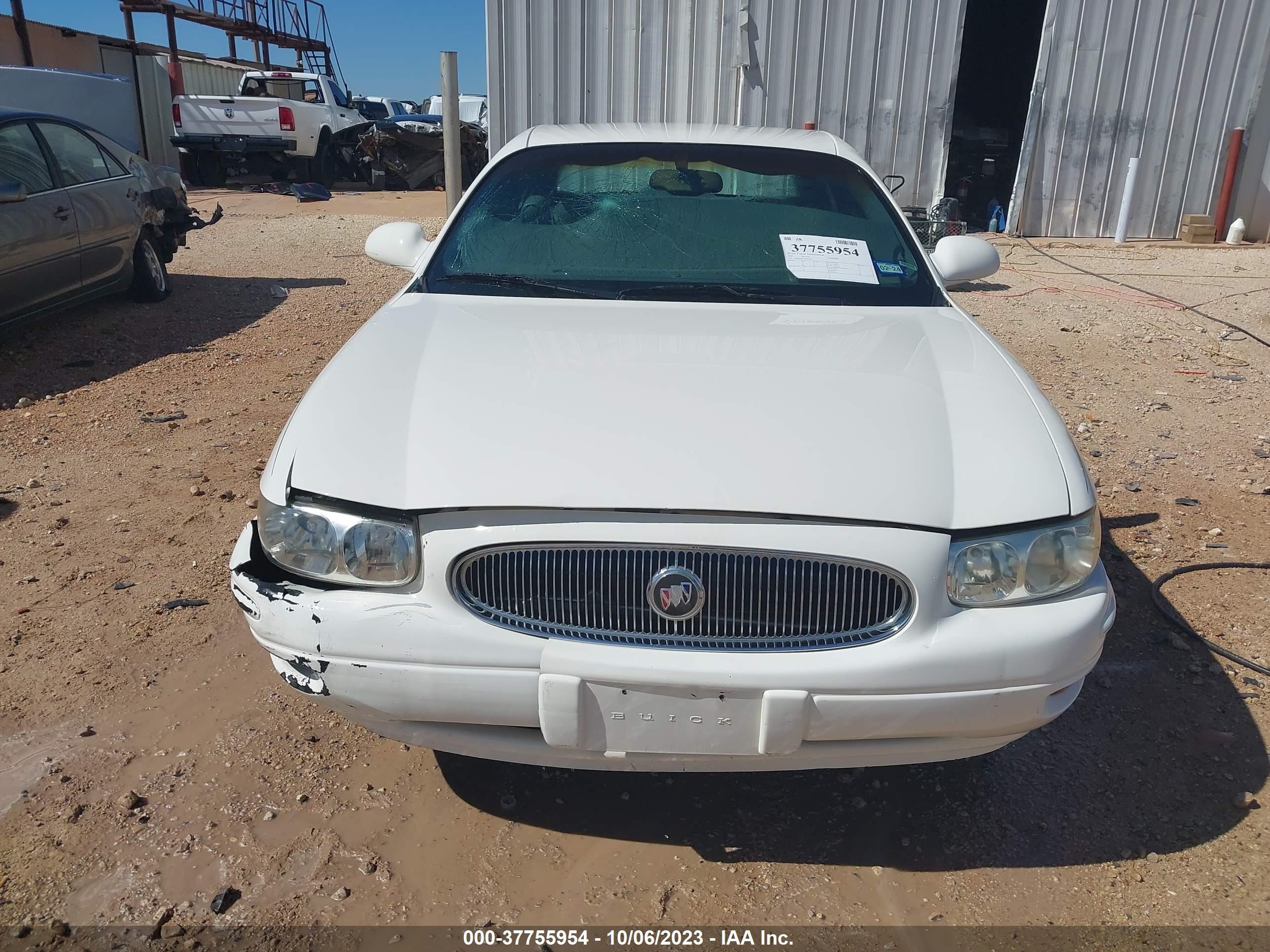 Photo 11 VIN: 1G4HP52K95U151313 - BUICK LESABRE 