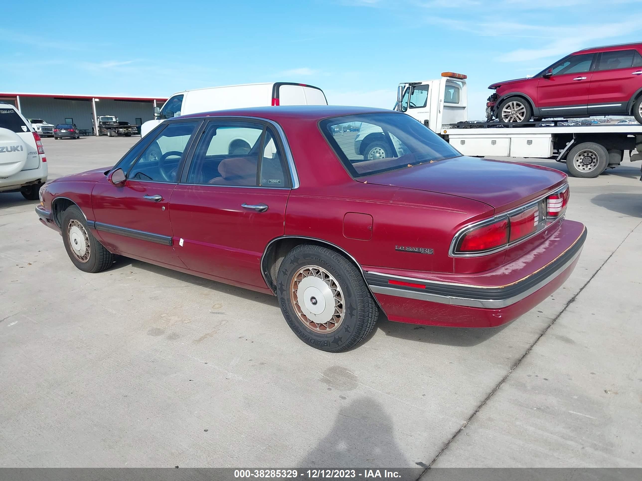 Photo 2 VIN: 1G4HP52KXTH405391 - BUICK LESABRE 