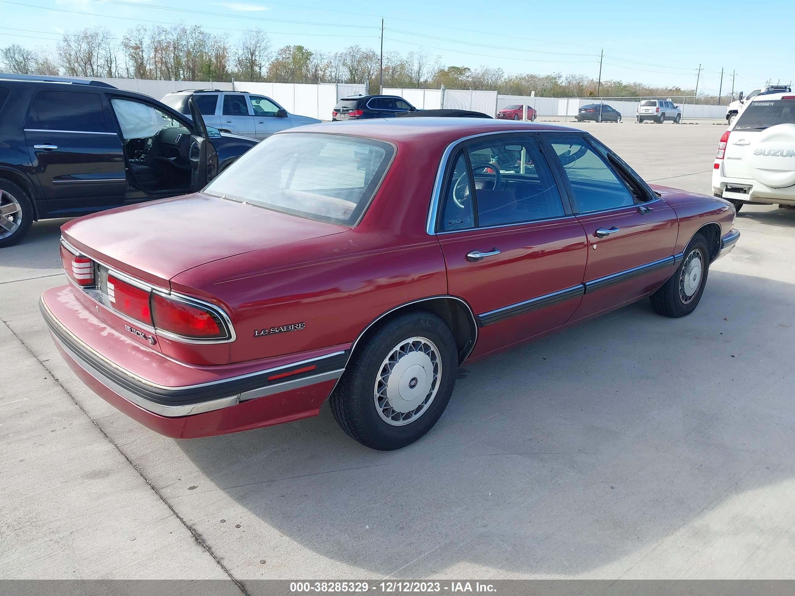 Photo 3 VIN: 1G4HP52KXTH405391 - BUICK LESABRE 