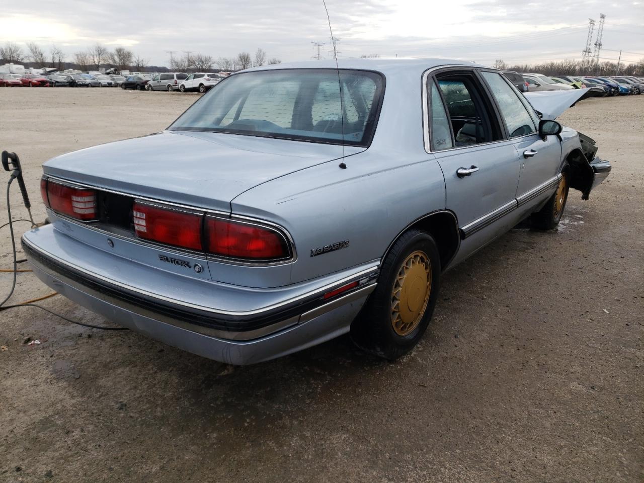 Photo 2 VIN: 1G4HP52L0SH488918 - BUICK LESABRE 