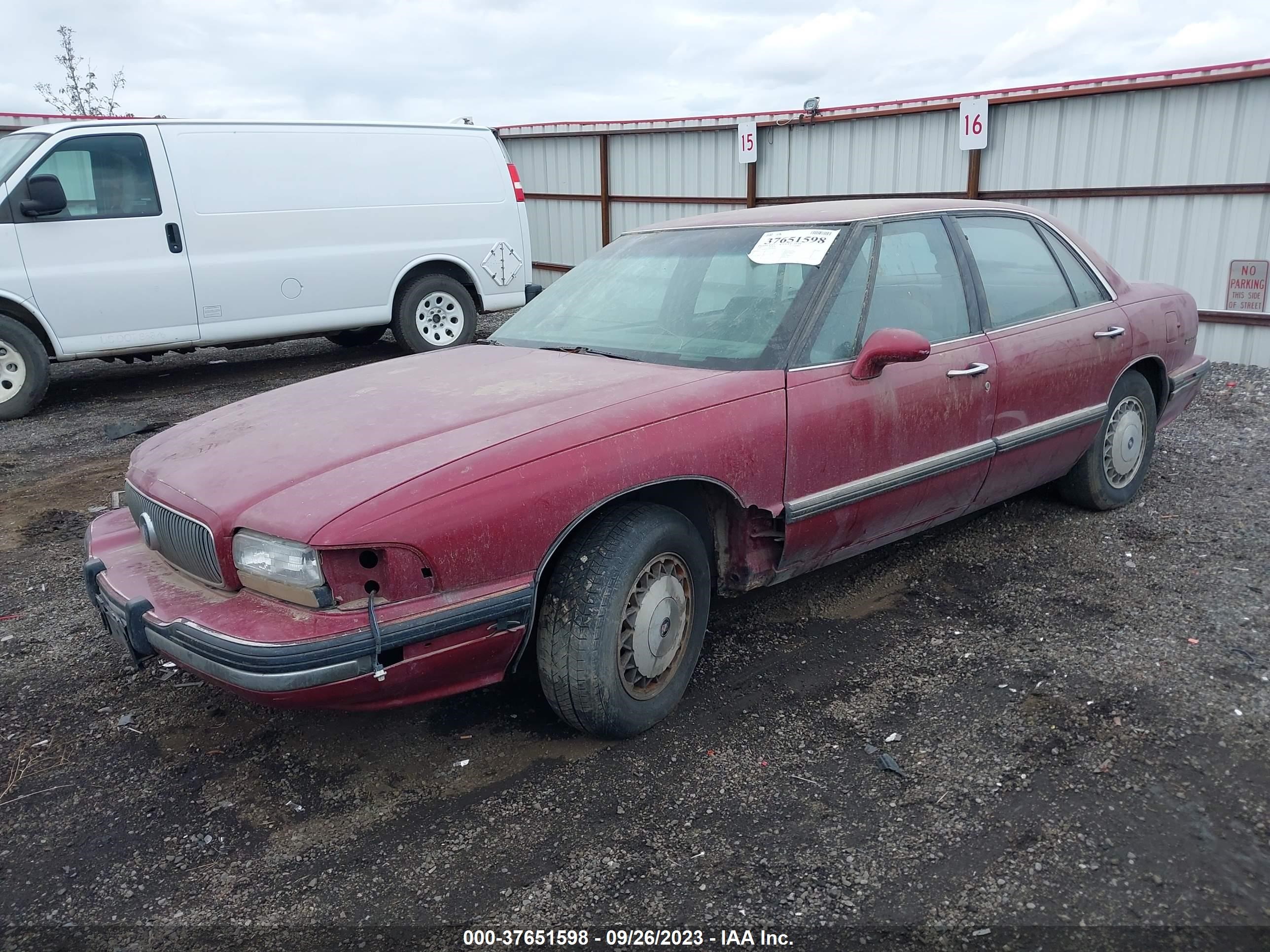 Photo 1 VIN: 1G4HP52L1SH528665 - BUICK LESABRE 