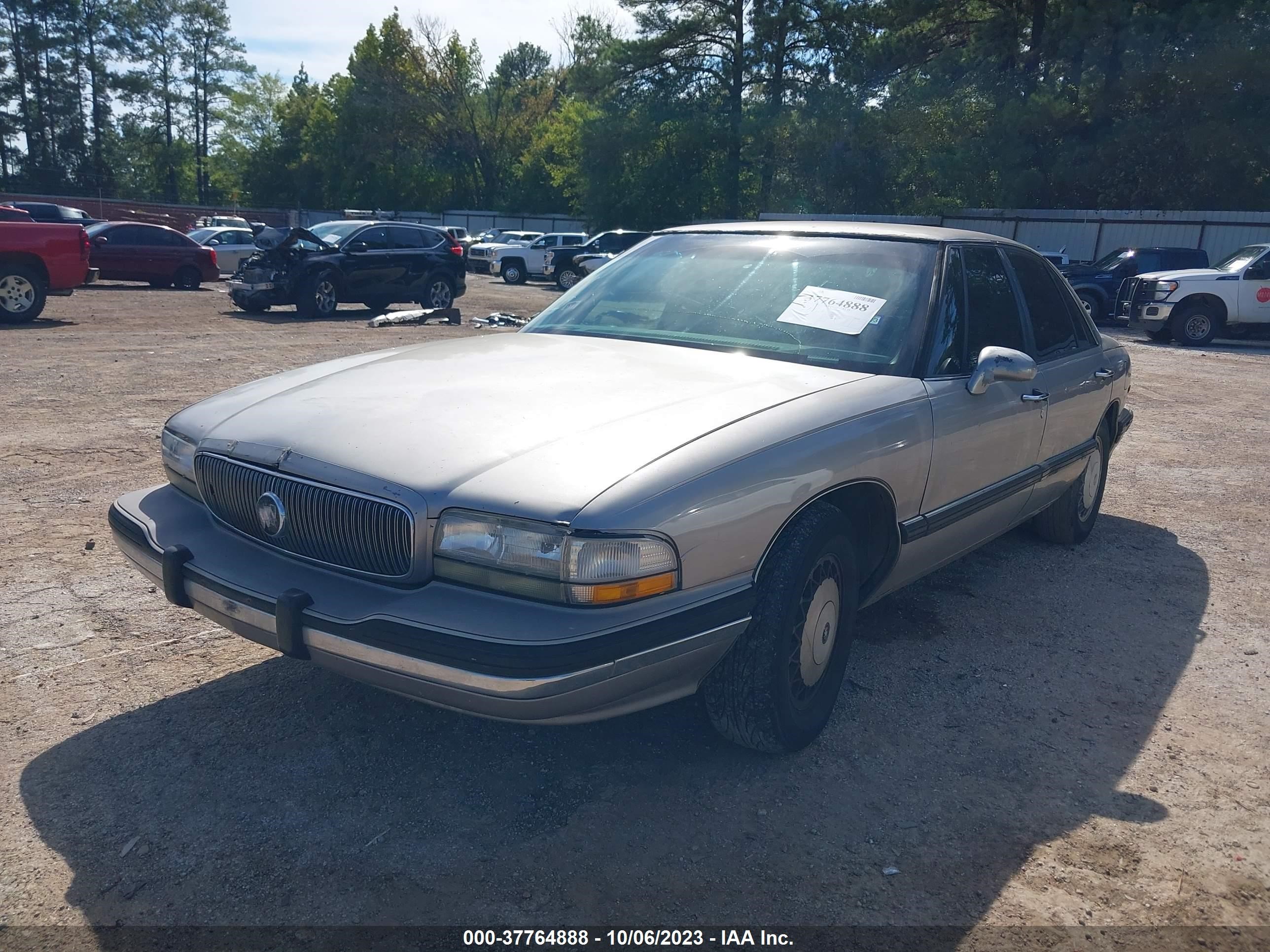 Photo 1 VIN: 1G4HP52L1SH546924 - BUICK LESABRE 