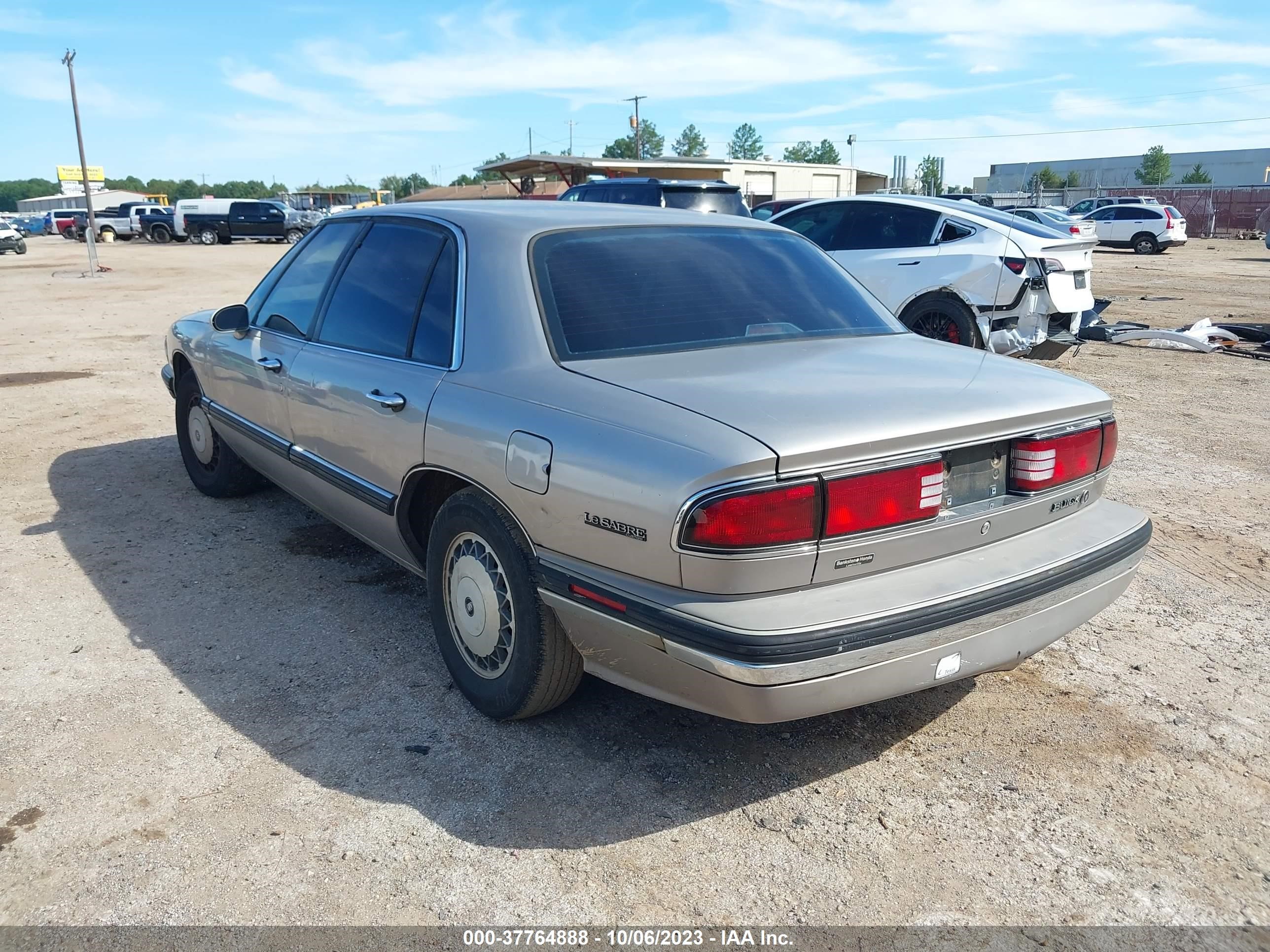 Photo 2 VIN: 1G4HP52L1SH546924 - BUICK LESABRE 