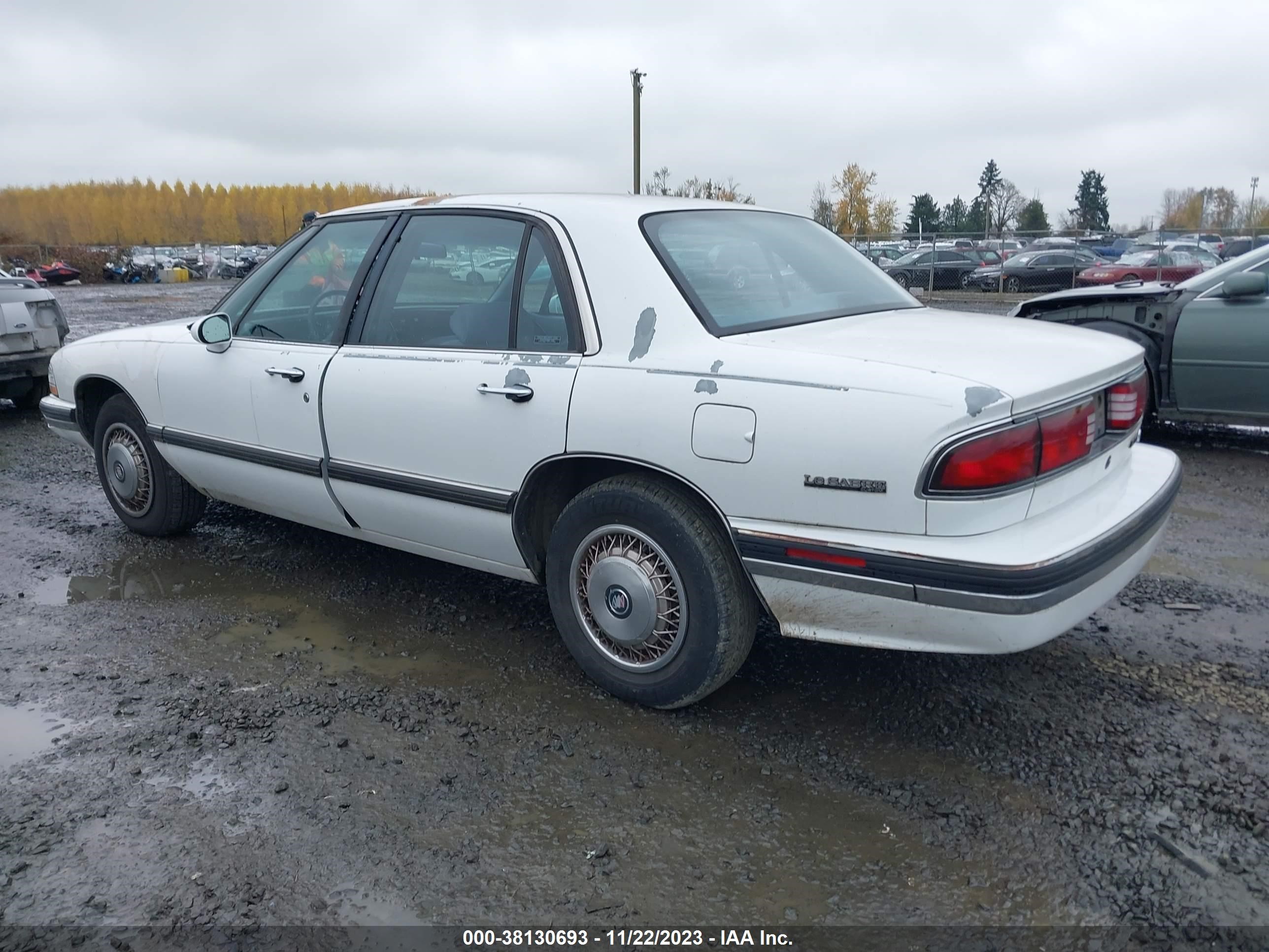 Photo 2 VIN: 1G4HP52L6SH446303 - BUICK LESABRE 