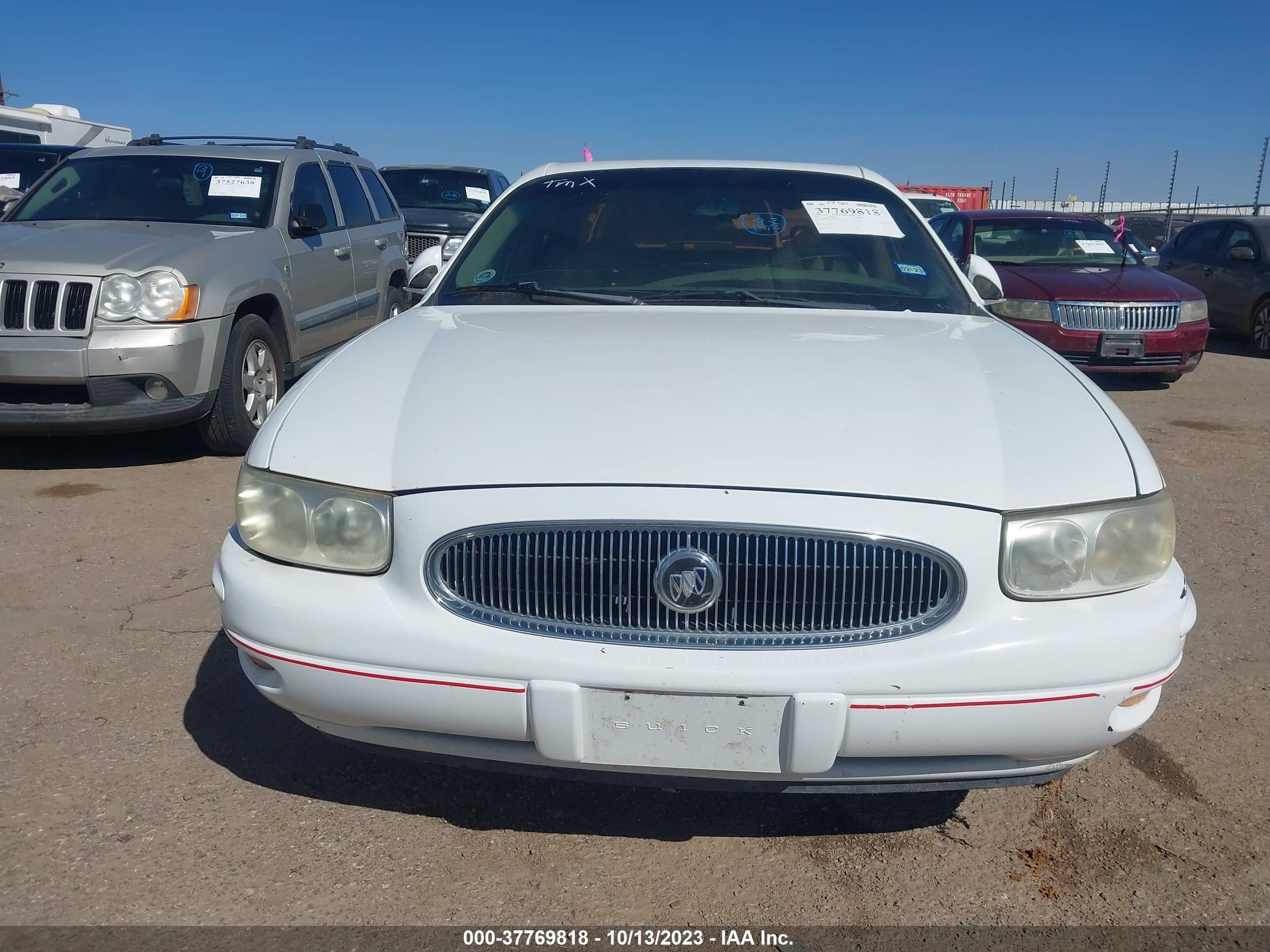 Photo 5 VIN: 1G4HP54K0Y4253570 - BUICK LESABRE 