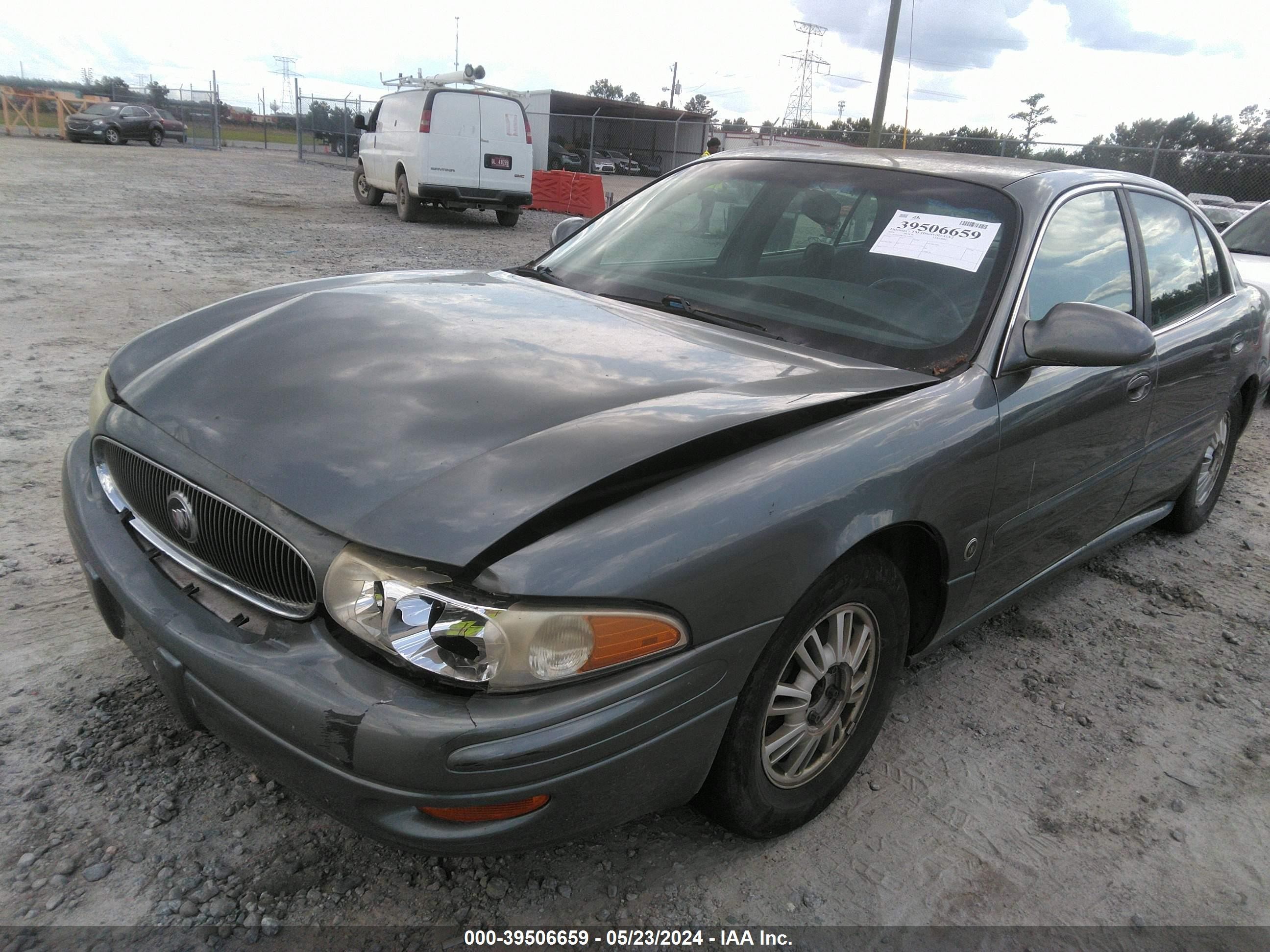 Photo 1 VIN: 1G4HP54K24U151021 - BUICK LESABRE 