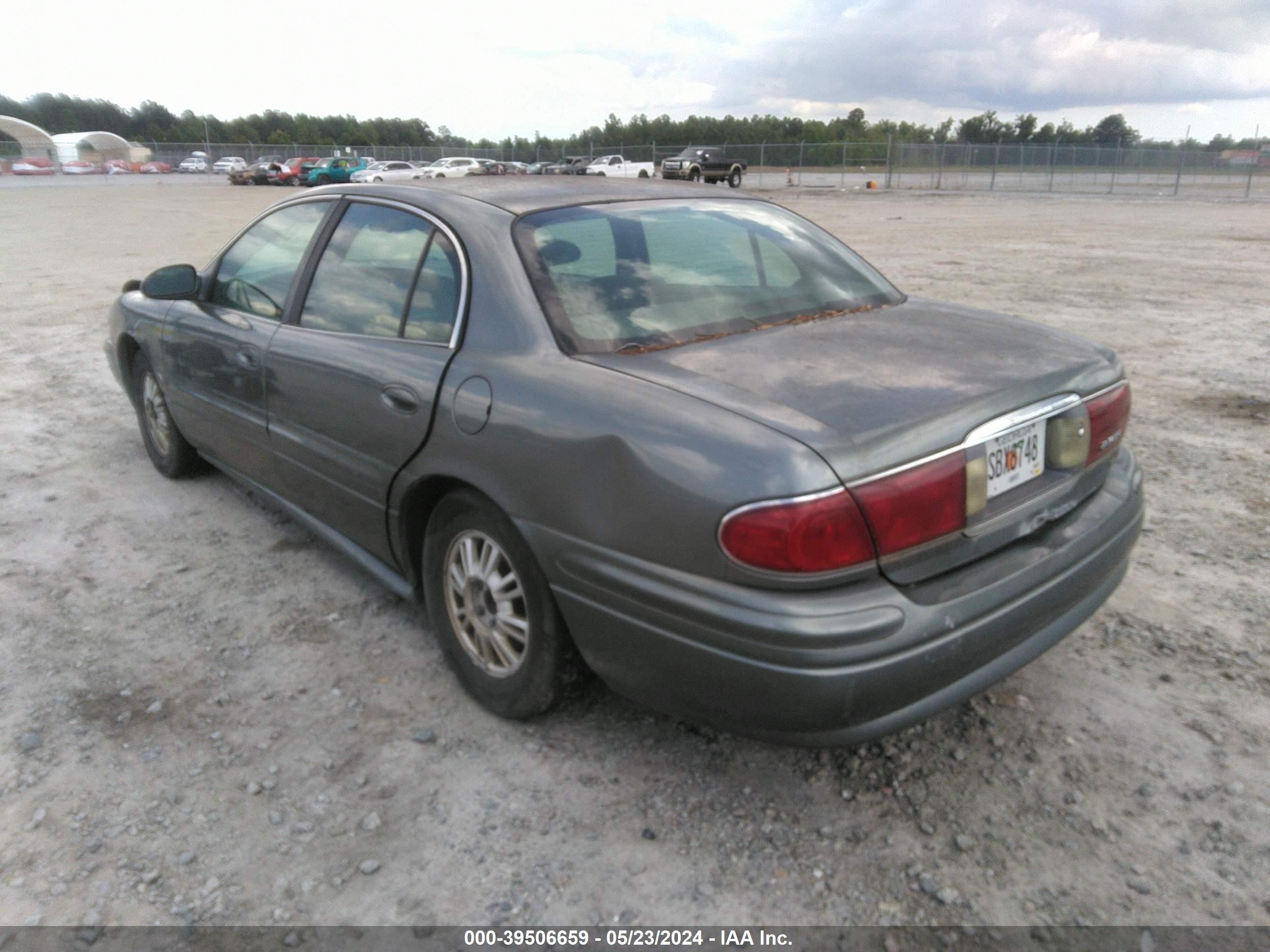 Photo 2 VIN: 1G4HP54K24U151021 - BUICK LESABRE 