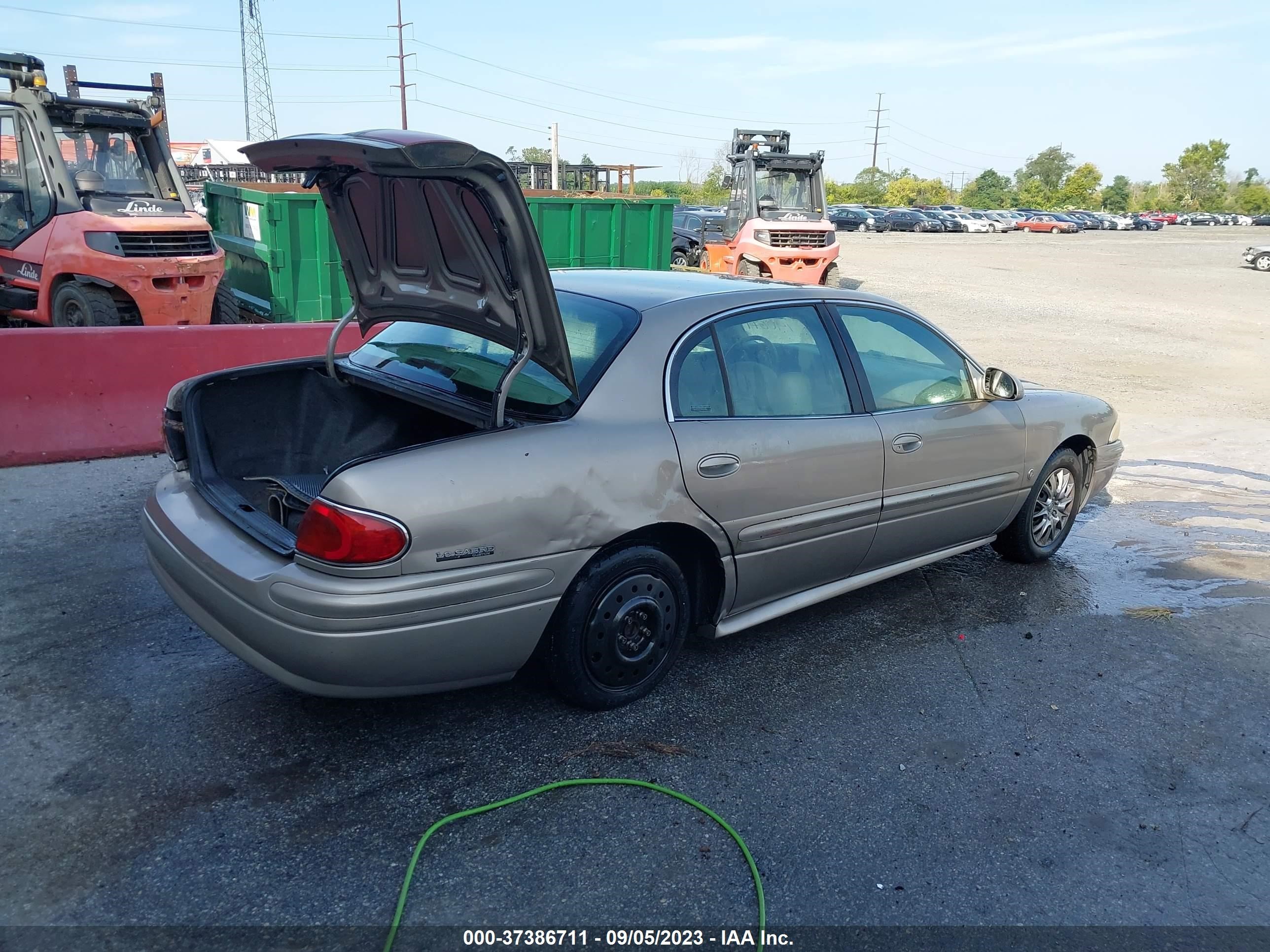 Photo 3 VIN: 1G4HP54K31U140671 - BUICK LESABRE 