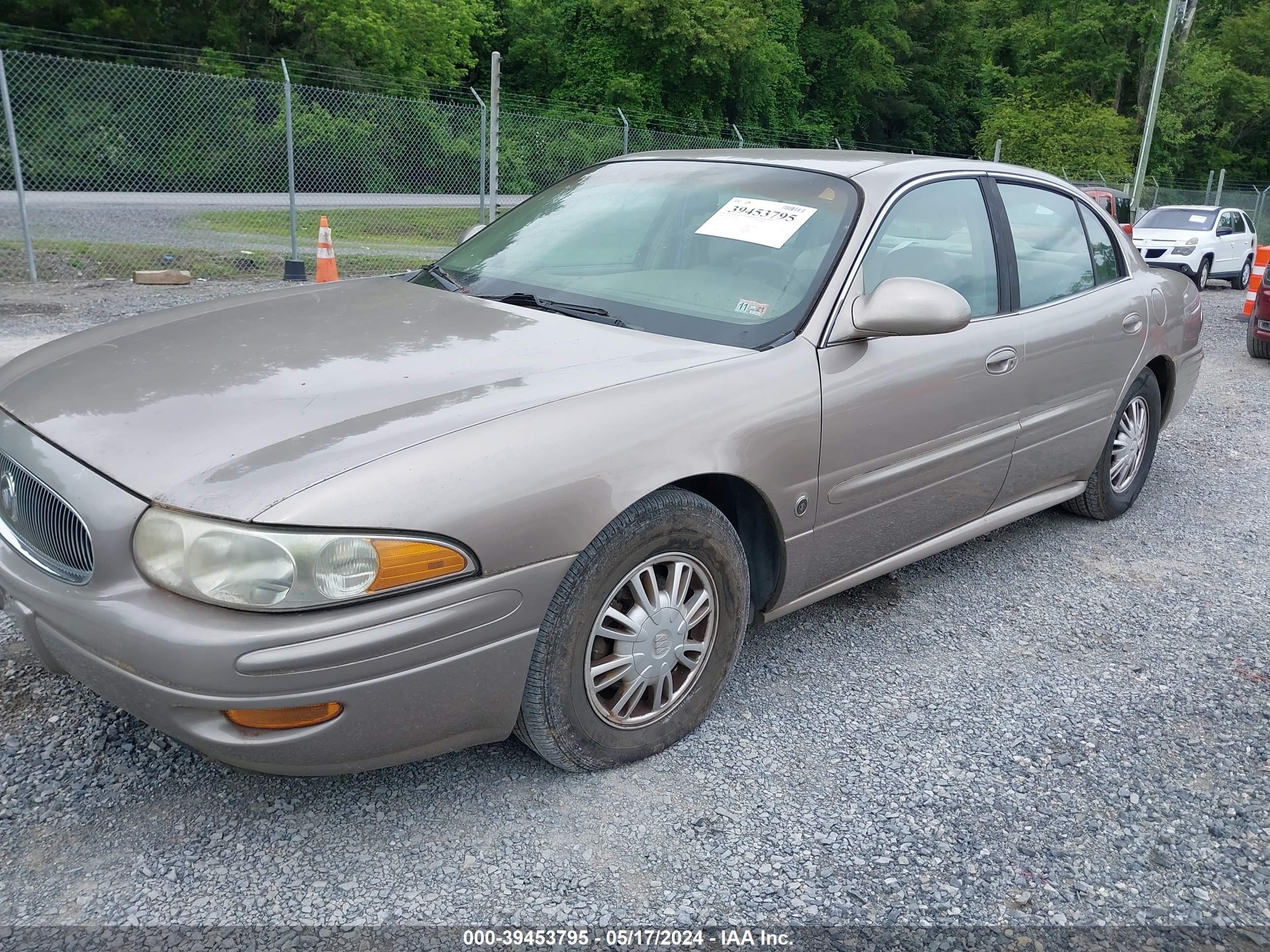 Photo 1 VIN: 1G4HP54K54U241487 - BUICK LESABRE 