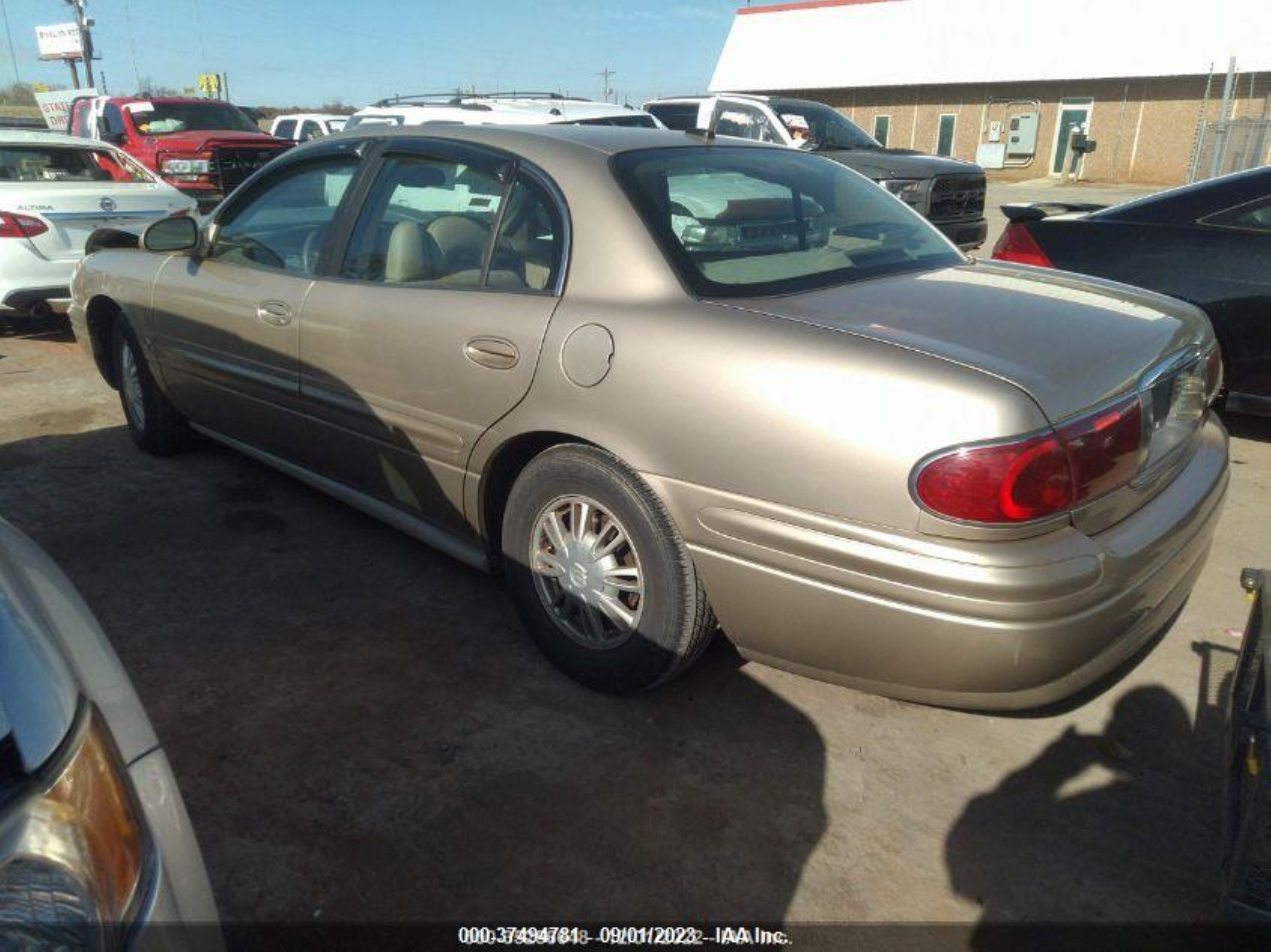 Photo 2 VIN: 1G4HP54K55U283093 - BUICK LESABRE 