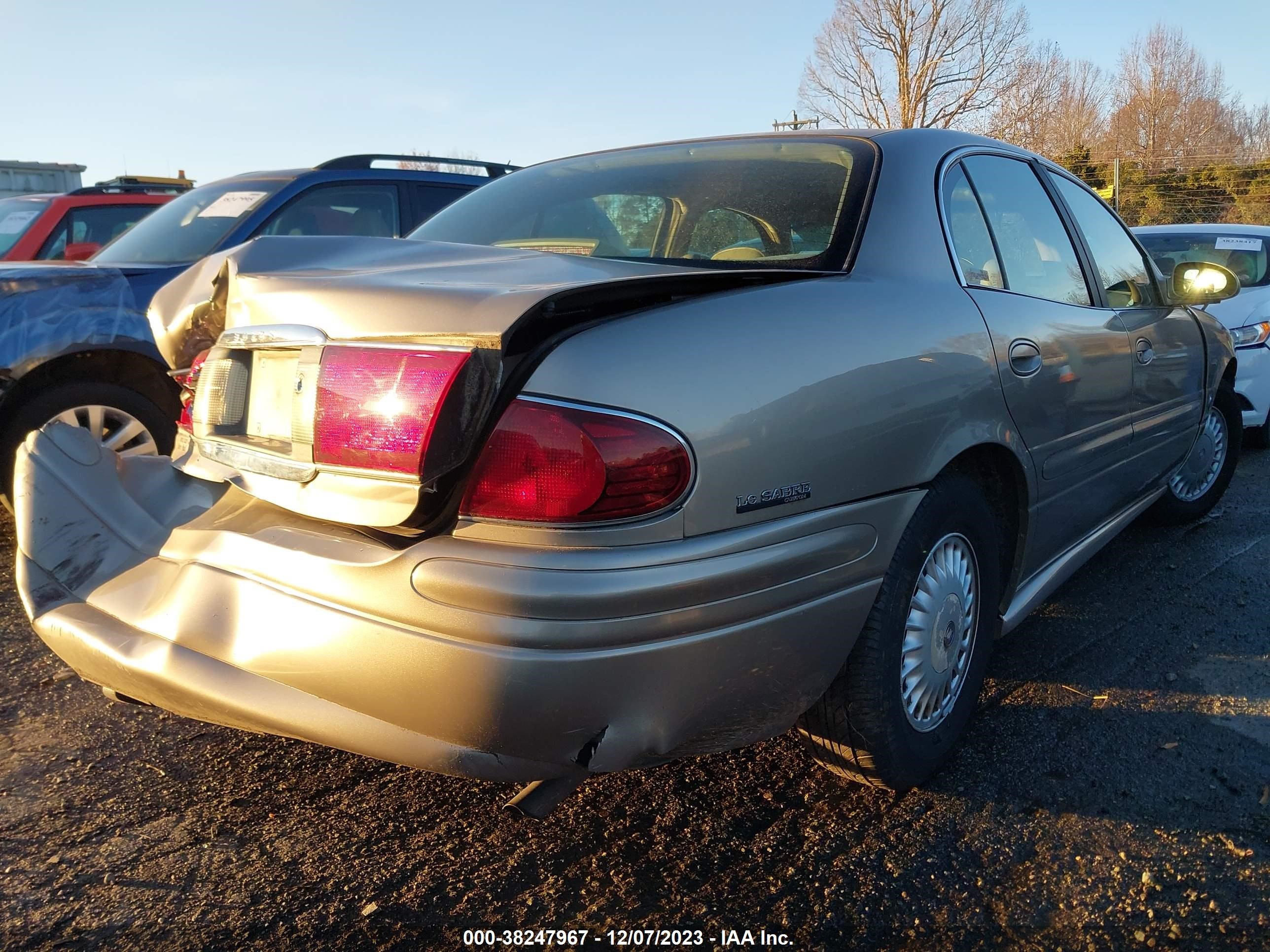 Photo 3 VIN: 1G4HP54K5YU240376 - BUICK LESABRE 