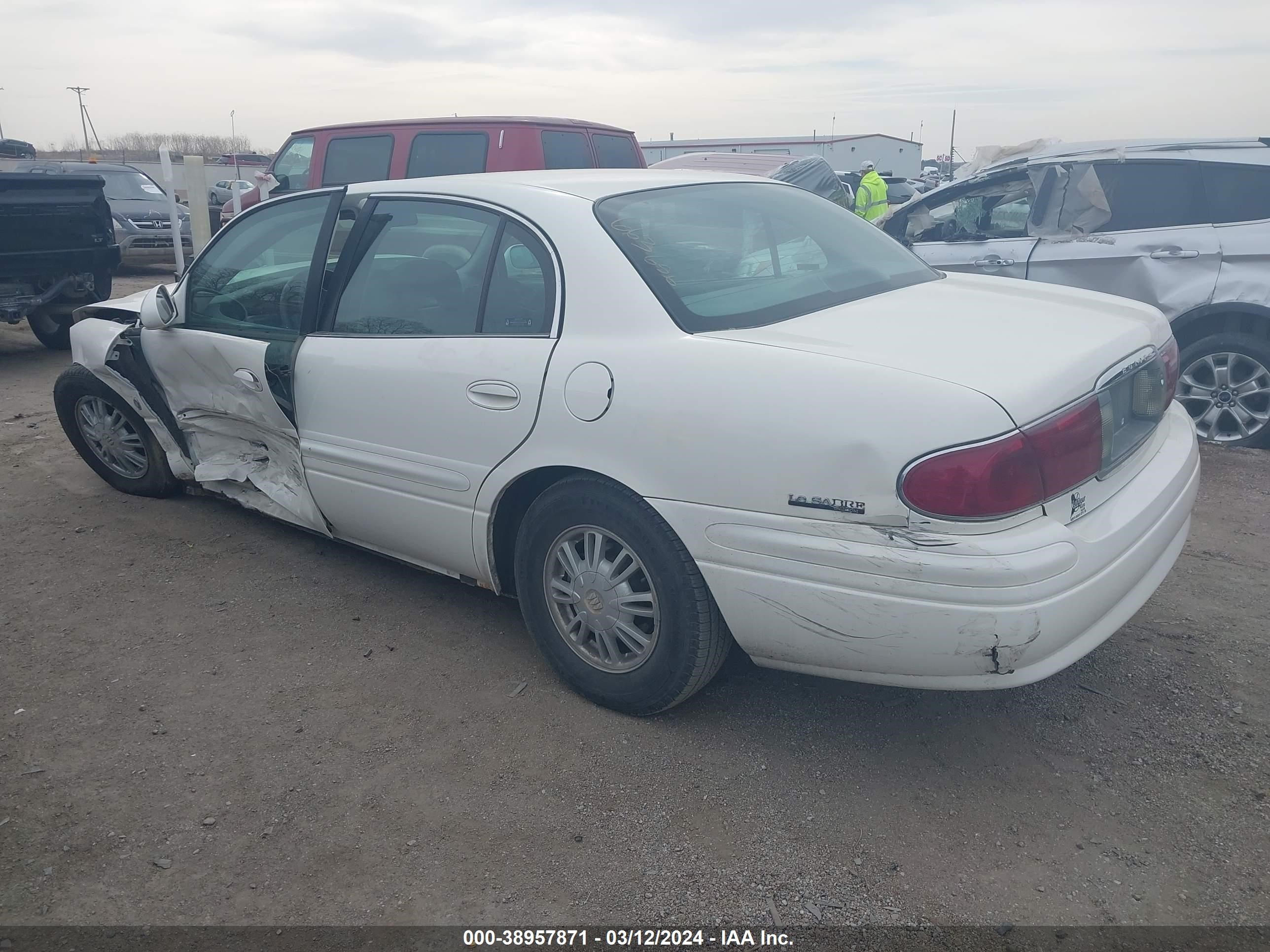 Photo 2 VIN: 1G4HP54K624108766 - BUICK LESABRE 