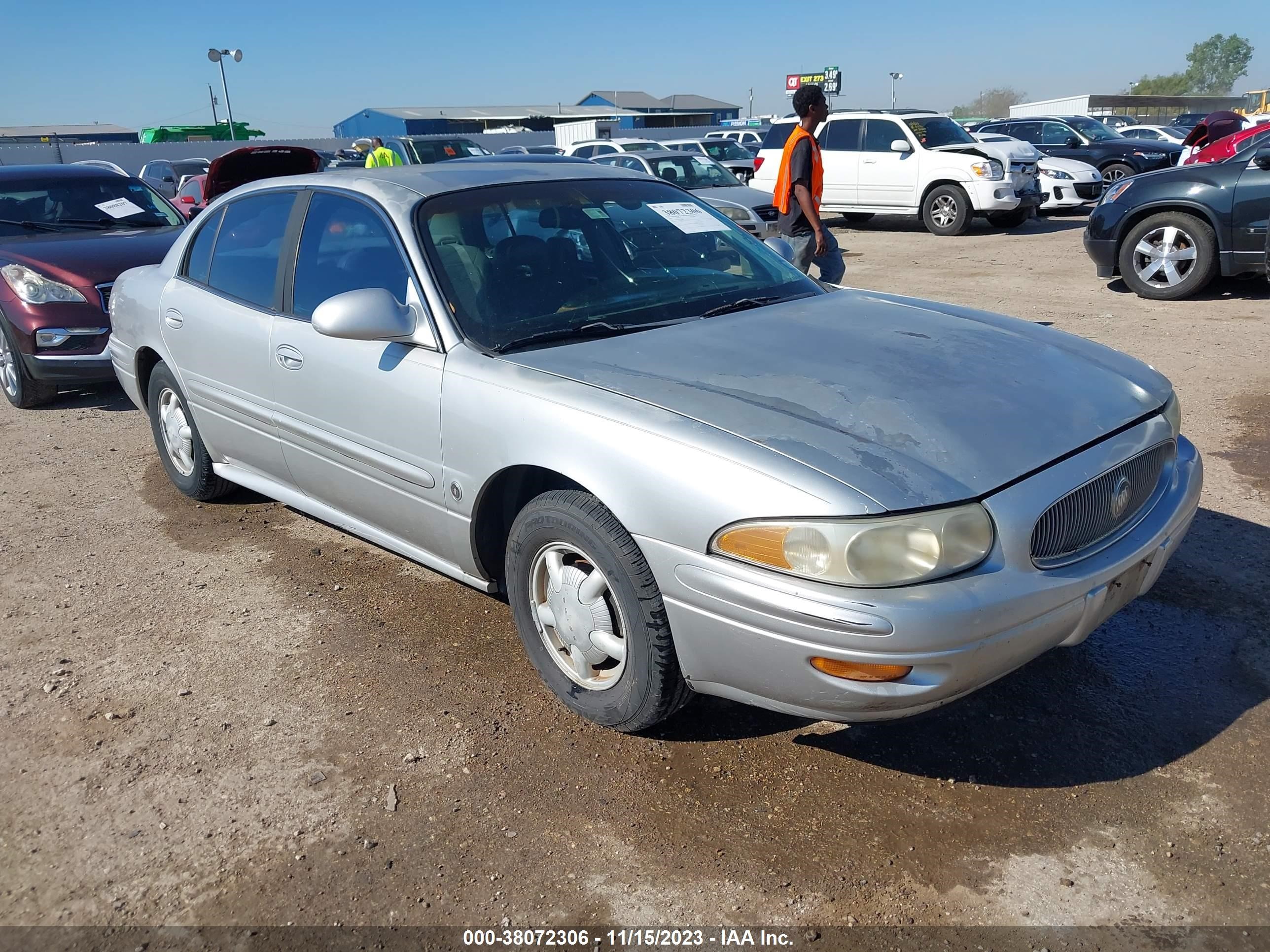 Photo 0 VIN: 1G4HP54K7Y4180889 - BUICK LESABRE 