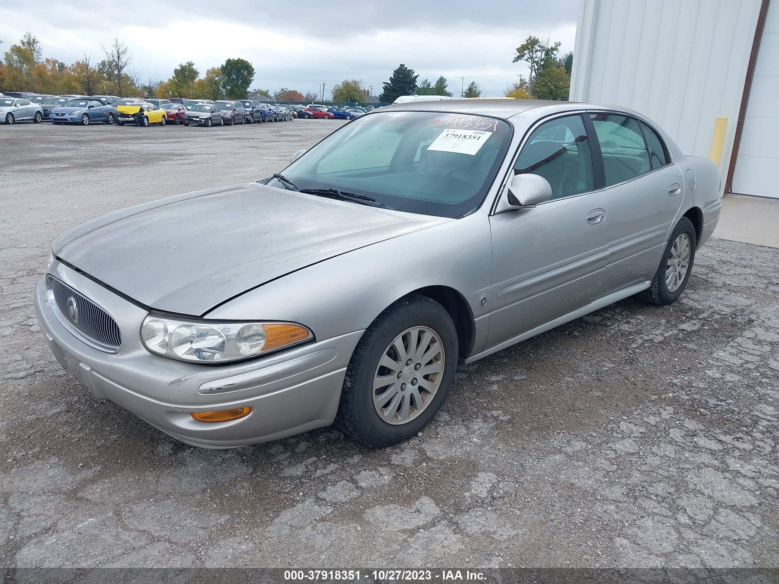 Photo 1 VIN: 1G4HP54K95U142060 - BUICK LESABRE 