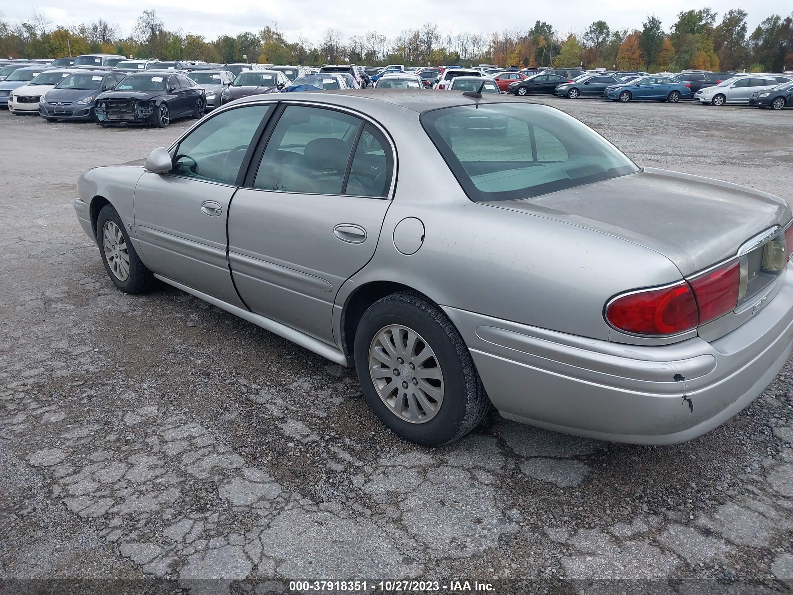 Photo 2 VIN: 1G4HP54K95U142060 - BUICK LESABRE 