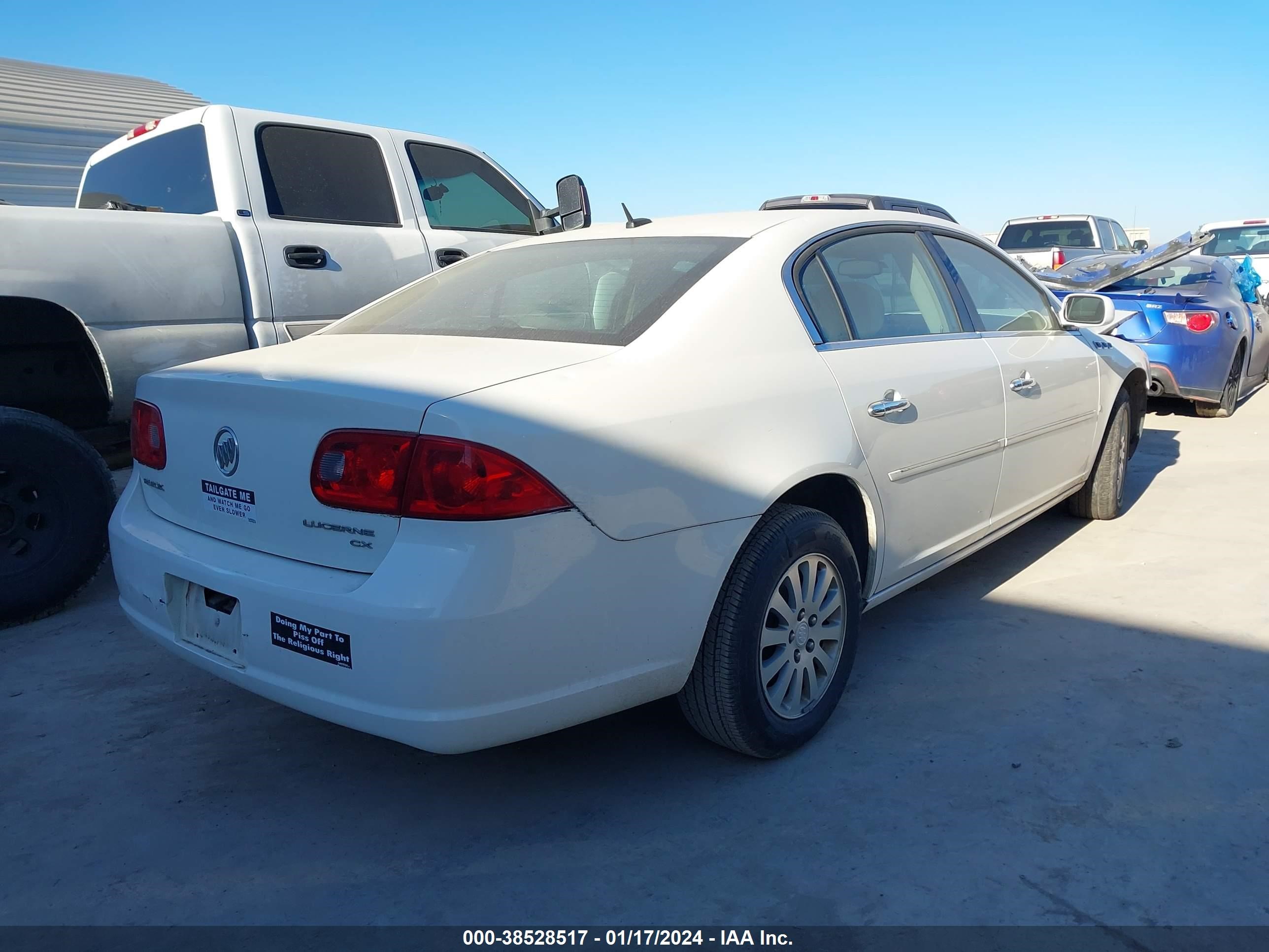 Photo 3 VIN: 1G4HP57218U111854 - BUICK LUCERNE 