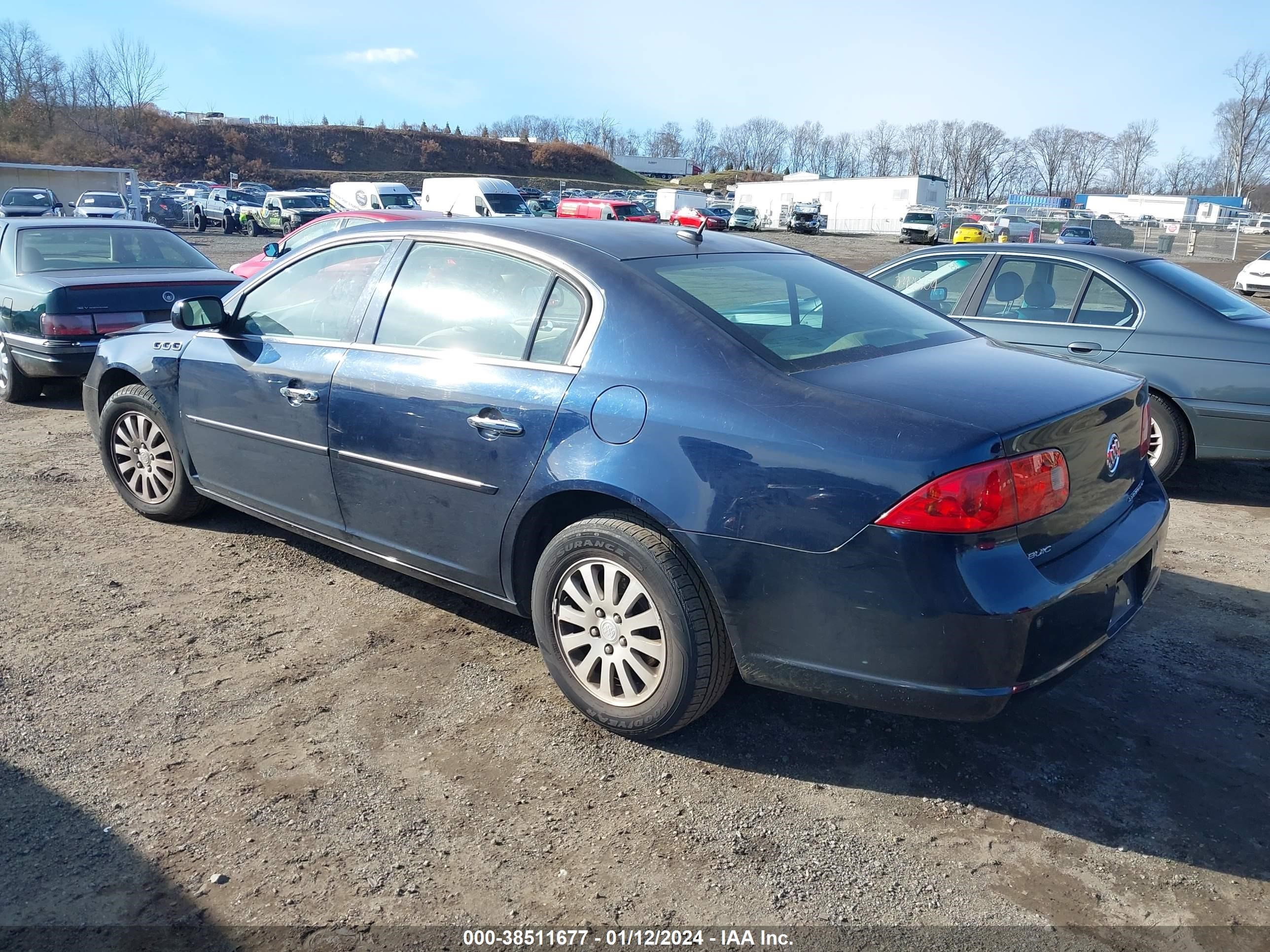 Photo 2 VIN: 1G4HP57218U146703 - BUICK LUCERNE 