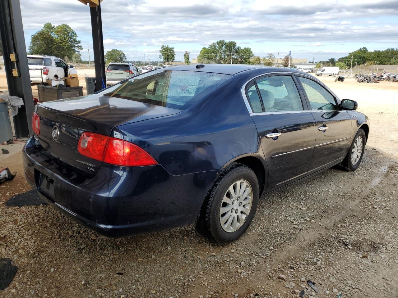 Photo 2 VIN: 1G4HP57238U147285 - BUICK LUCERNE 