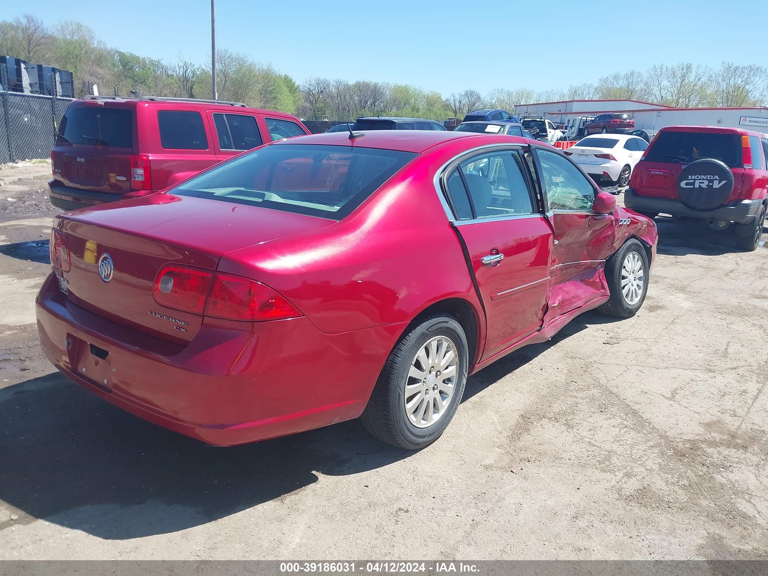 Photo 3 VIN: 1G4HP57248U208143 - BUICK LUCERNE 