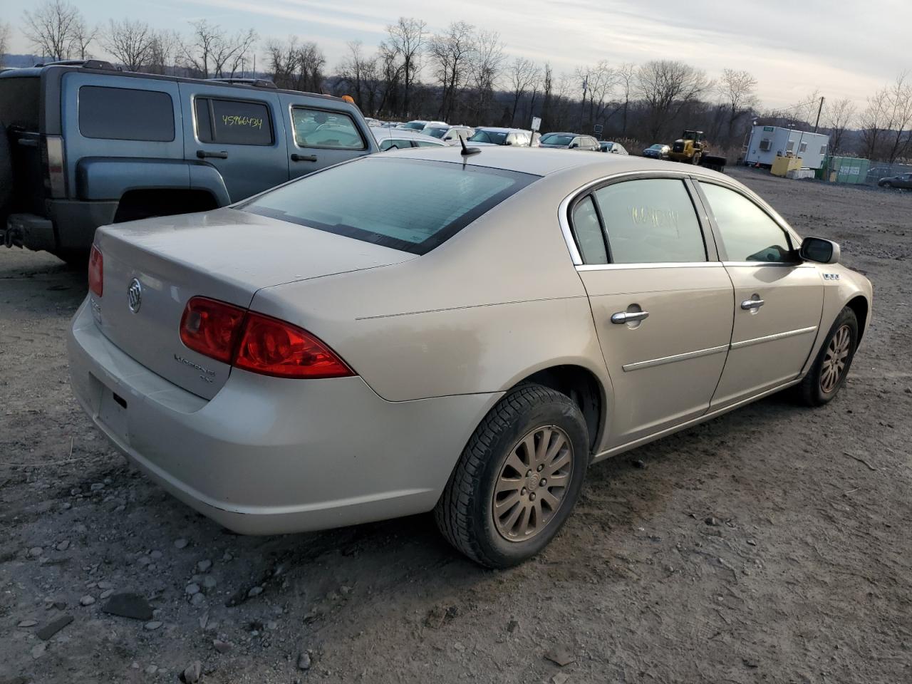 Photo 2 VIN: 1G4HP57258U107628 - BUICK LUCERNE 