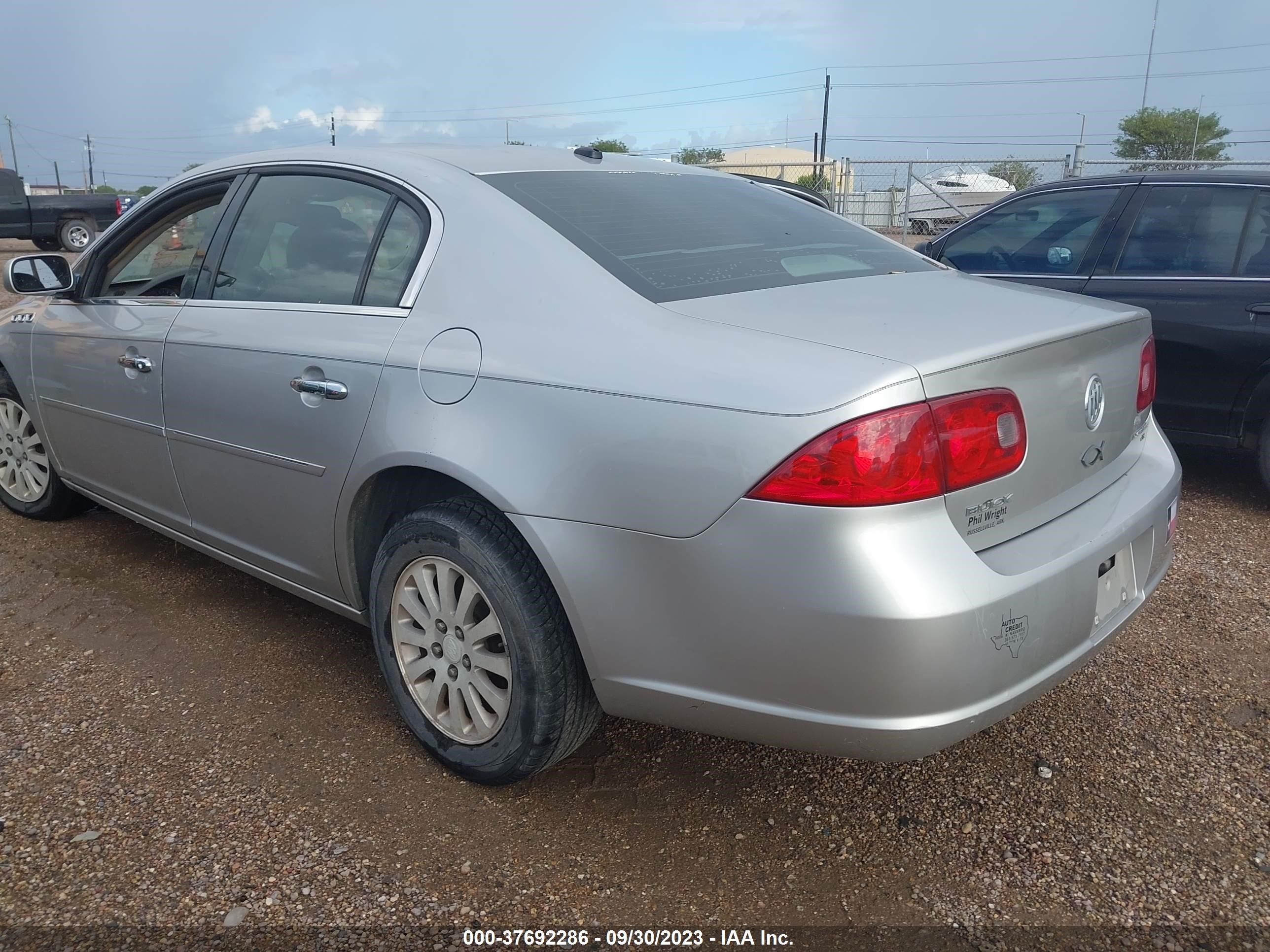 Photo 5 VIN: 1G4HP572X6U131095 - BUICK LUCERNE 