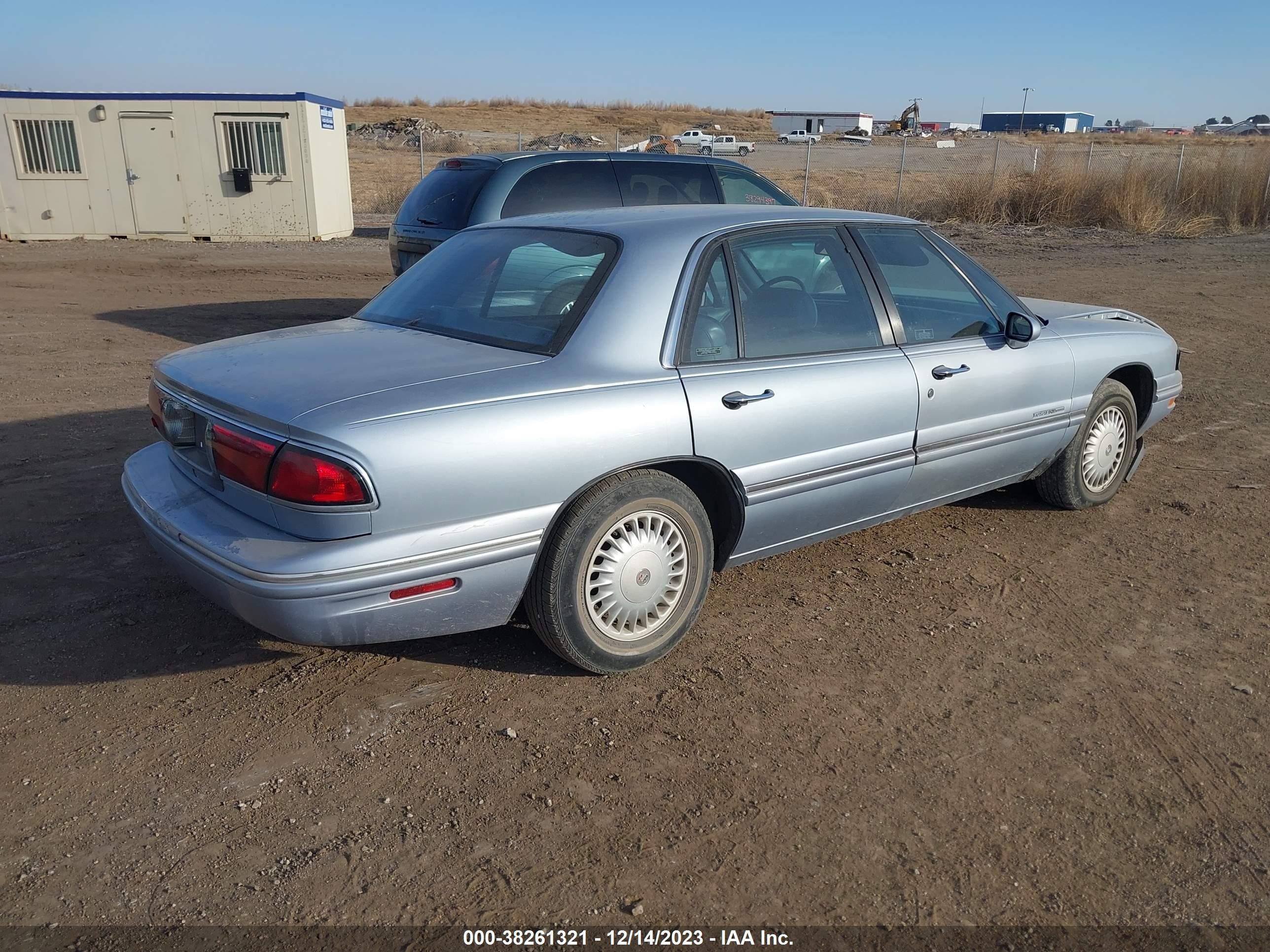 Photo 4 VIN: 1G4HR52K0VH597191 - BUICK LESABRE 