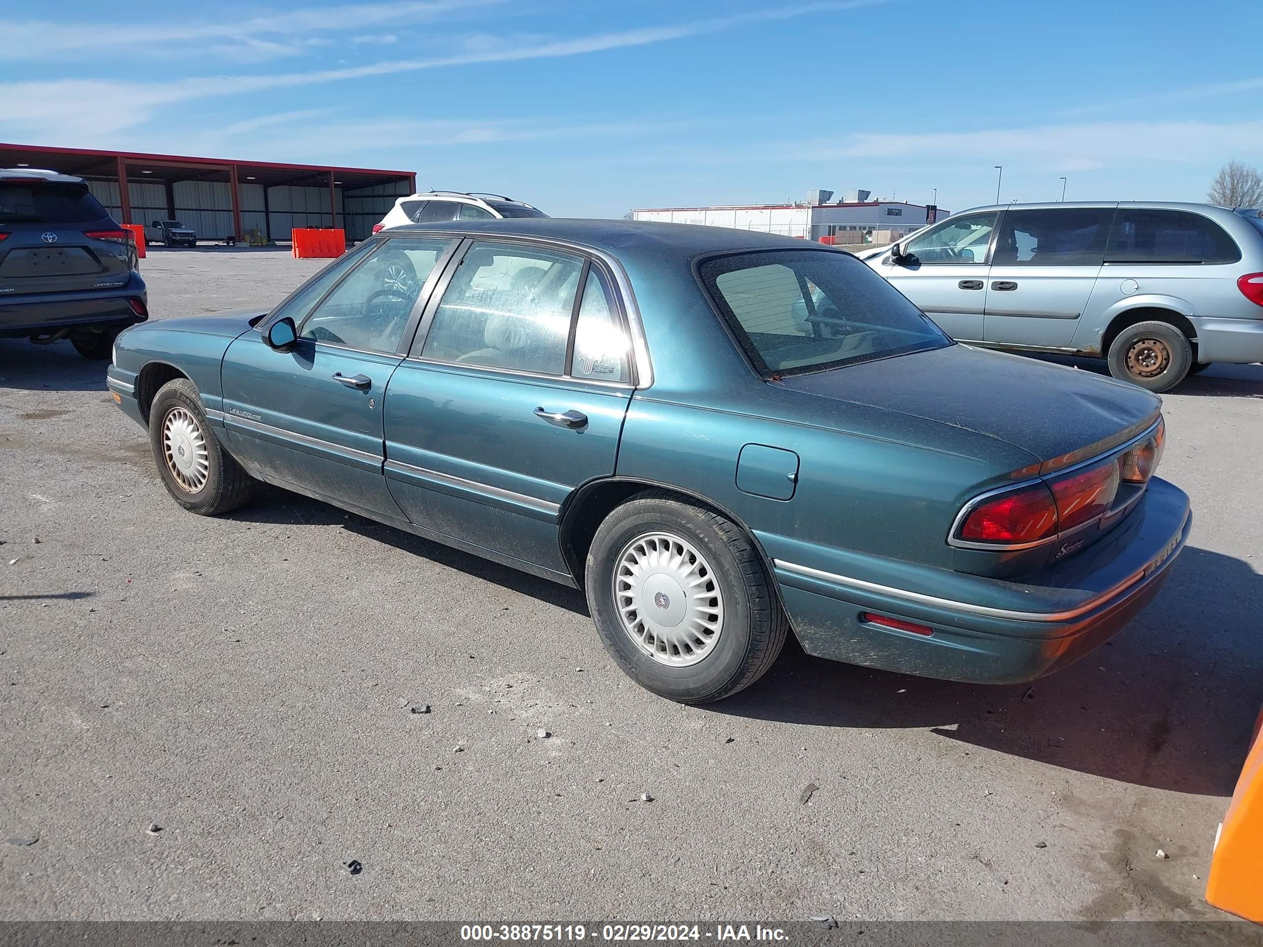 Photo 2 VIN: 1G4HR52K1VH439183 - BUICK LESABRE 