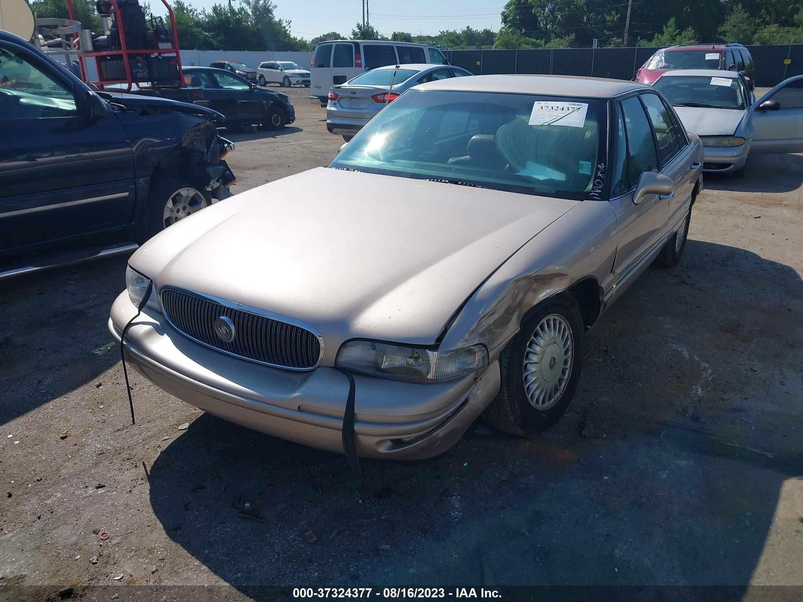 Photo 1 VIN: 1G4HR52K5XH420252 - BUICK LESABRE 