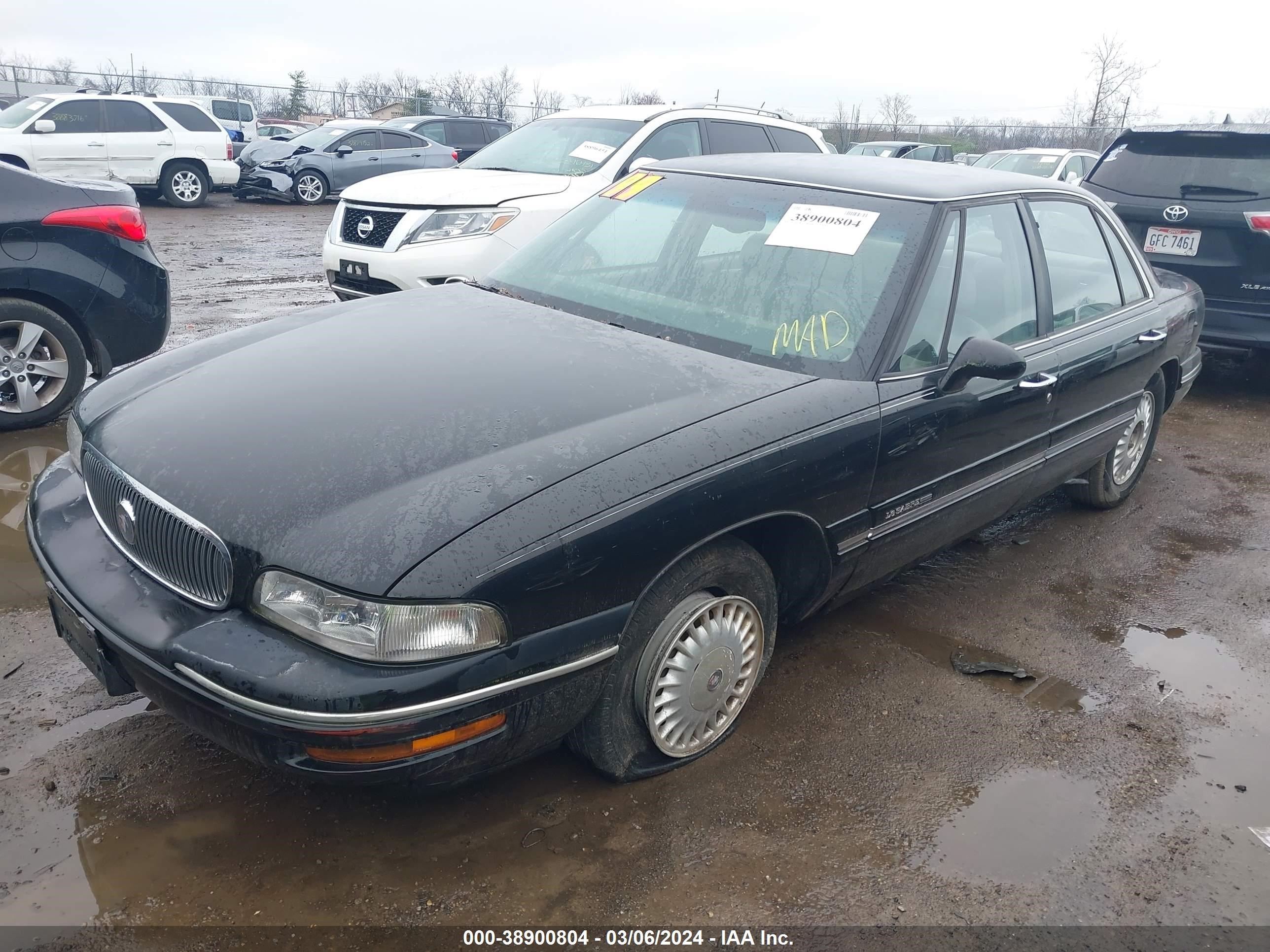 Photo 1 VIN: 1G4HR52K5XH453042 - BUICK LESABRE 