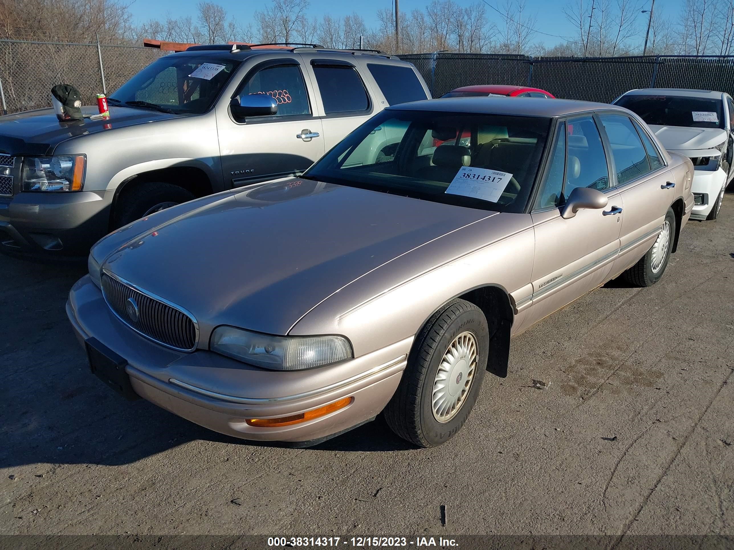 Photo 1 VIN: 1G4HR52K9XH410971 - BUICK LESABRE 