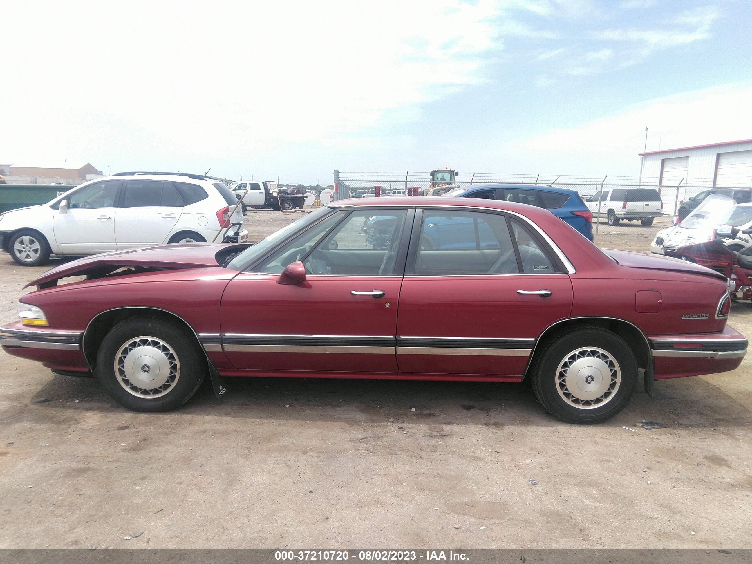 Photo 13 VIN: 1G4HR53L5PH438645 - BUICK LESABRE 