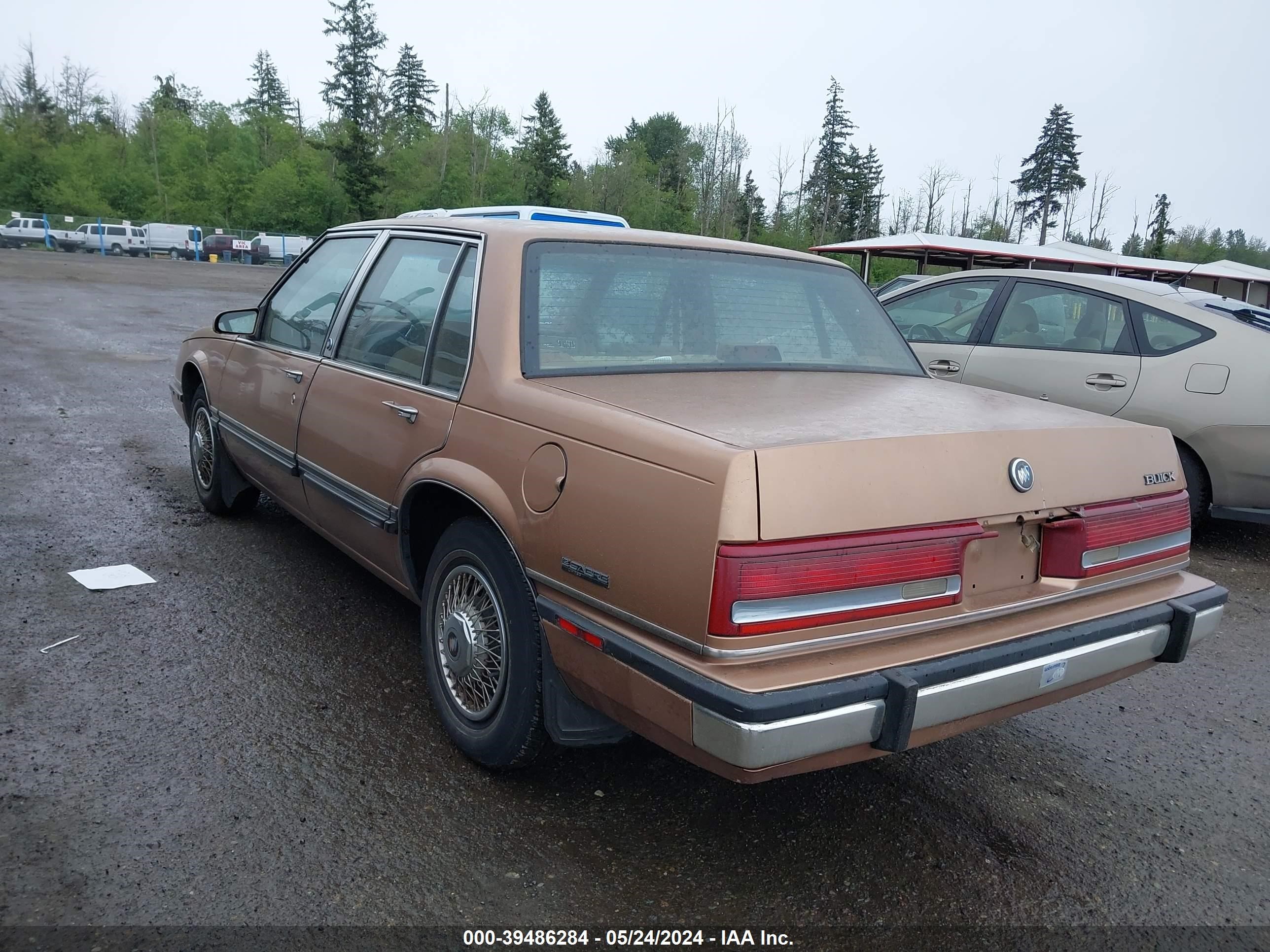 Photo 2 VIN: 1G4HR54C0LH505743 - BUICK LESABRE 