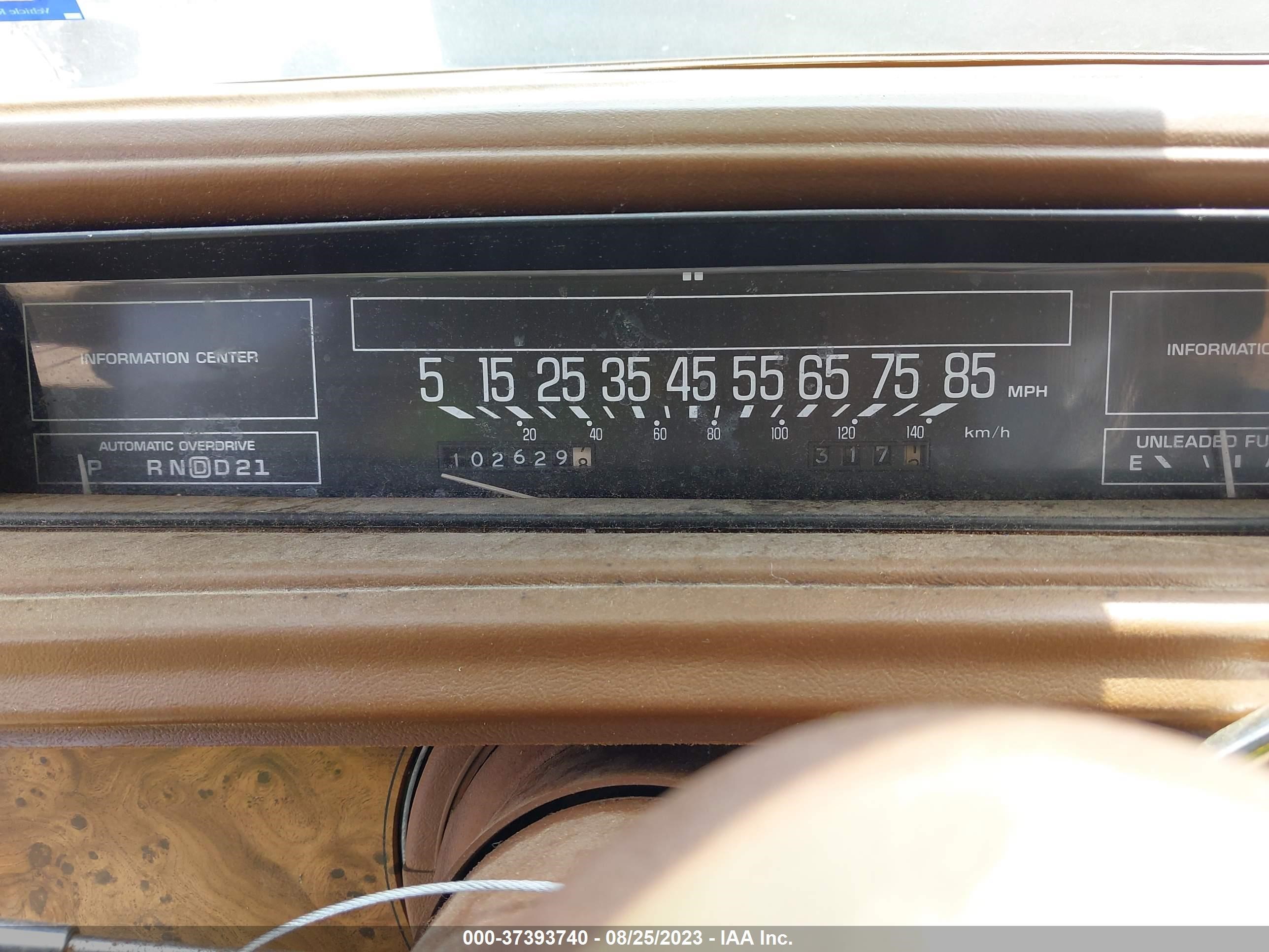 Photo 6 VIN: 1G4HR54C4KH449756 - BUICK LESABRE 