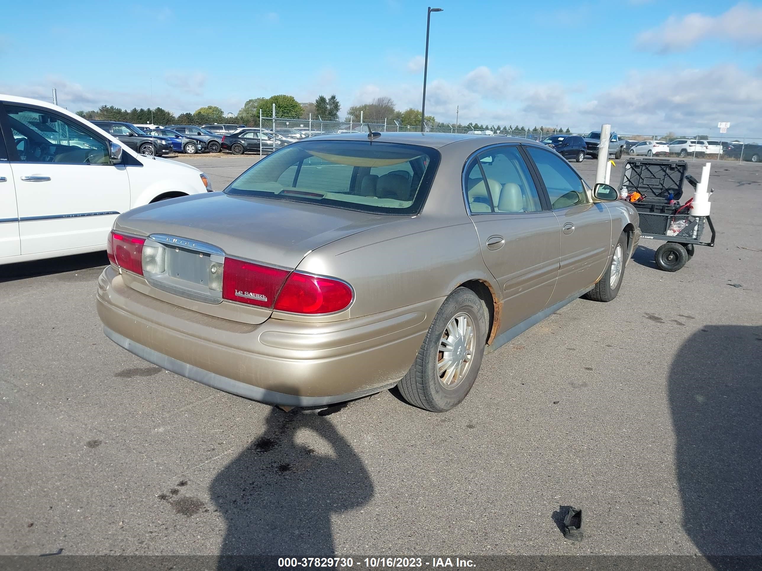 Photo 3 VIN: 1G4HR54K05U246916 - BUICK LESABRE 