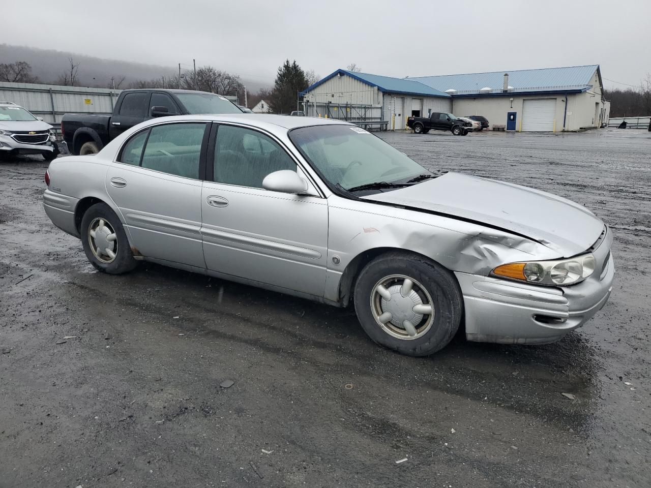 Photo 3 VIN: 1G4HR54K0YU130622 - BUICK LESABRE 