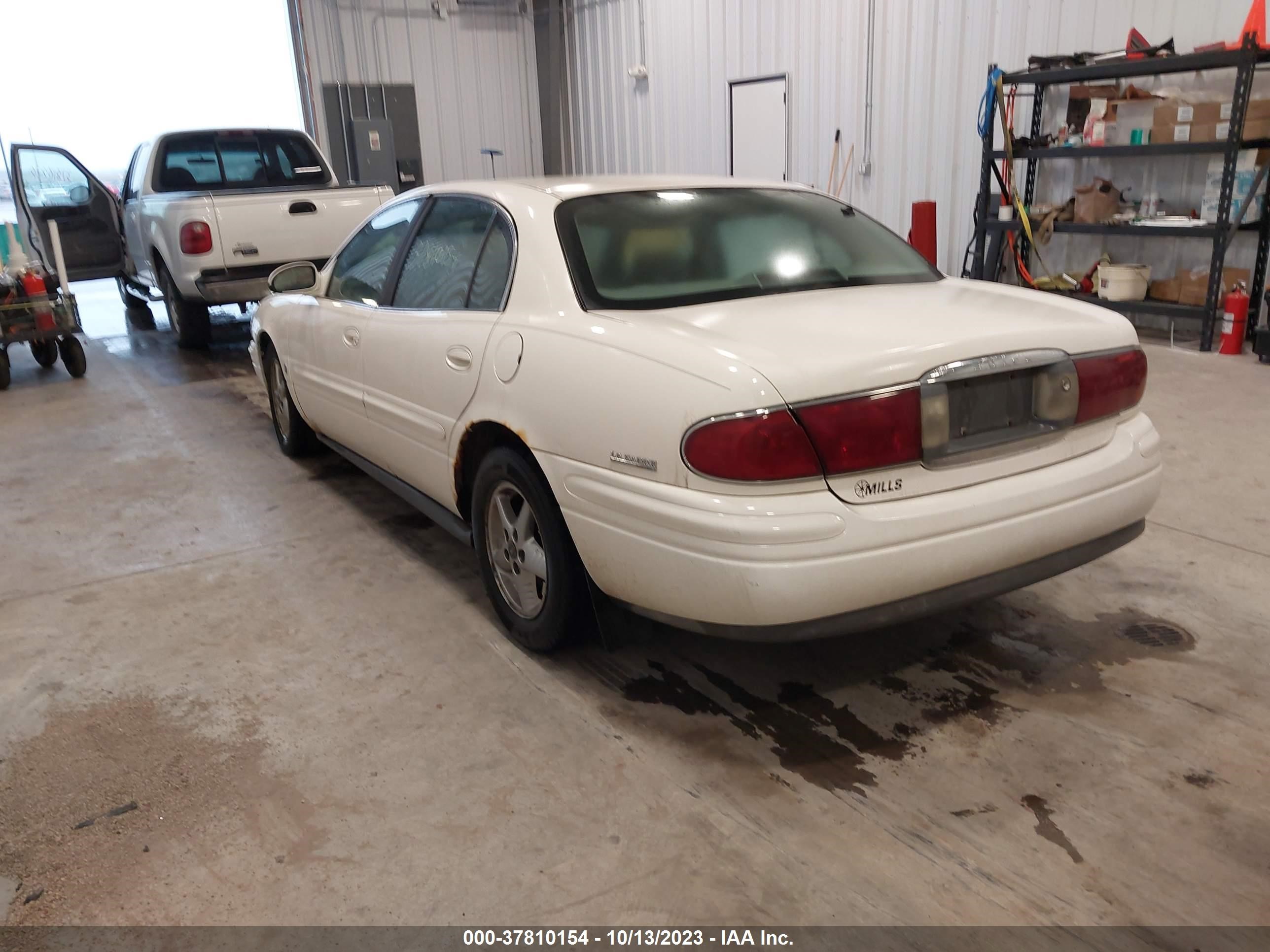 Photo 2 VIN: 1G4HR54K11U203695 - BUICK LESABRE 