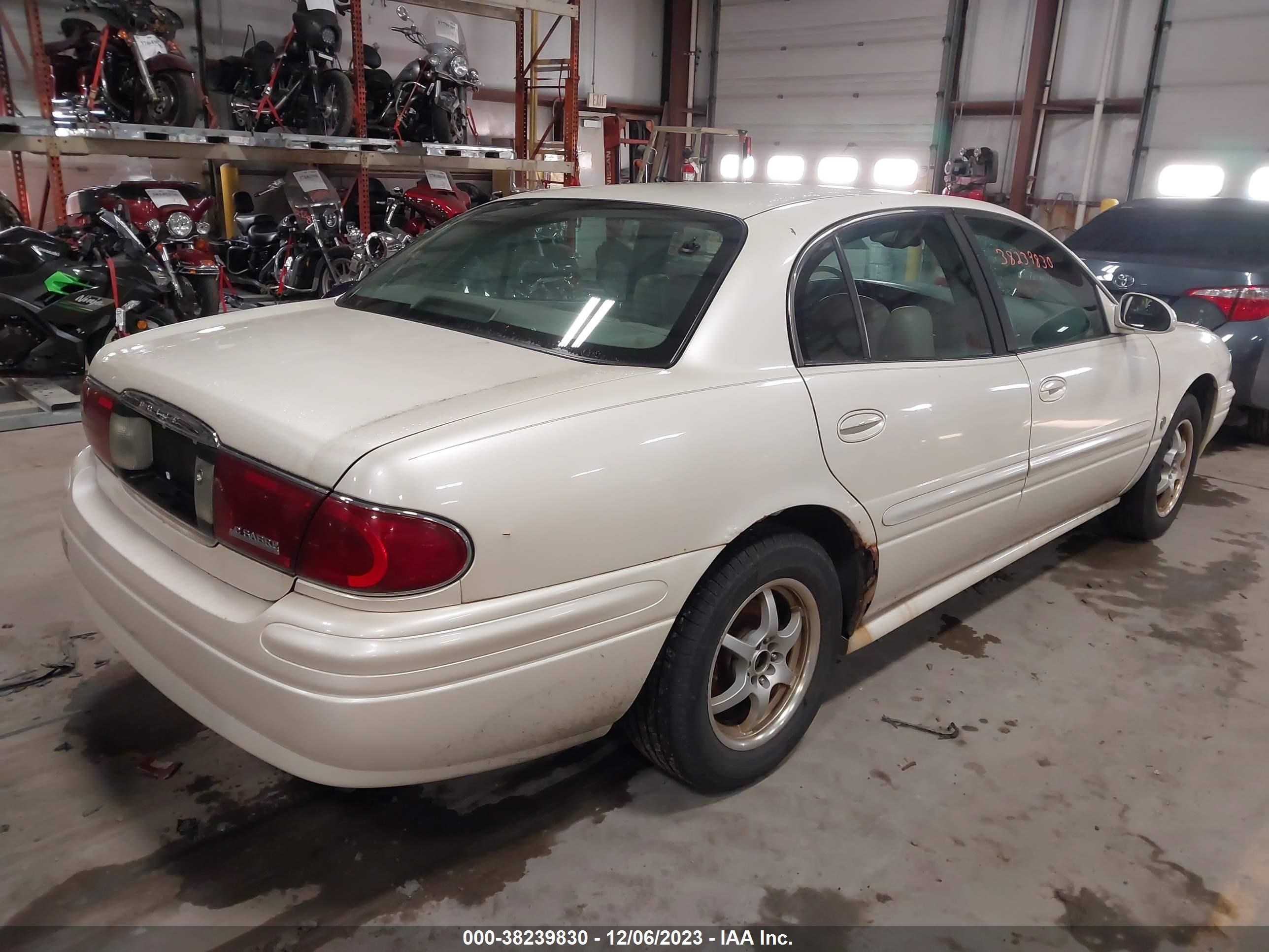 Photo 3 VIN: 1G4HR54K13U289836 - BUICK LESABRE 