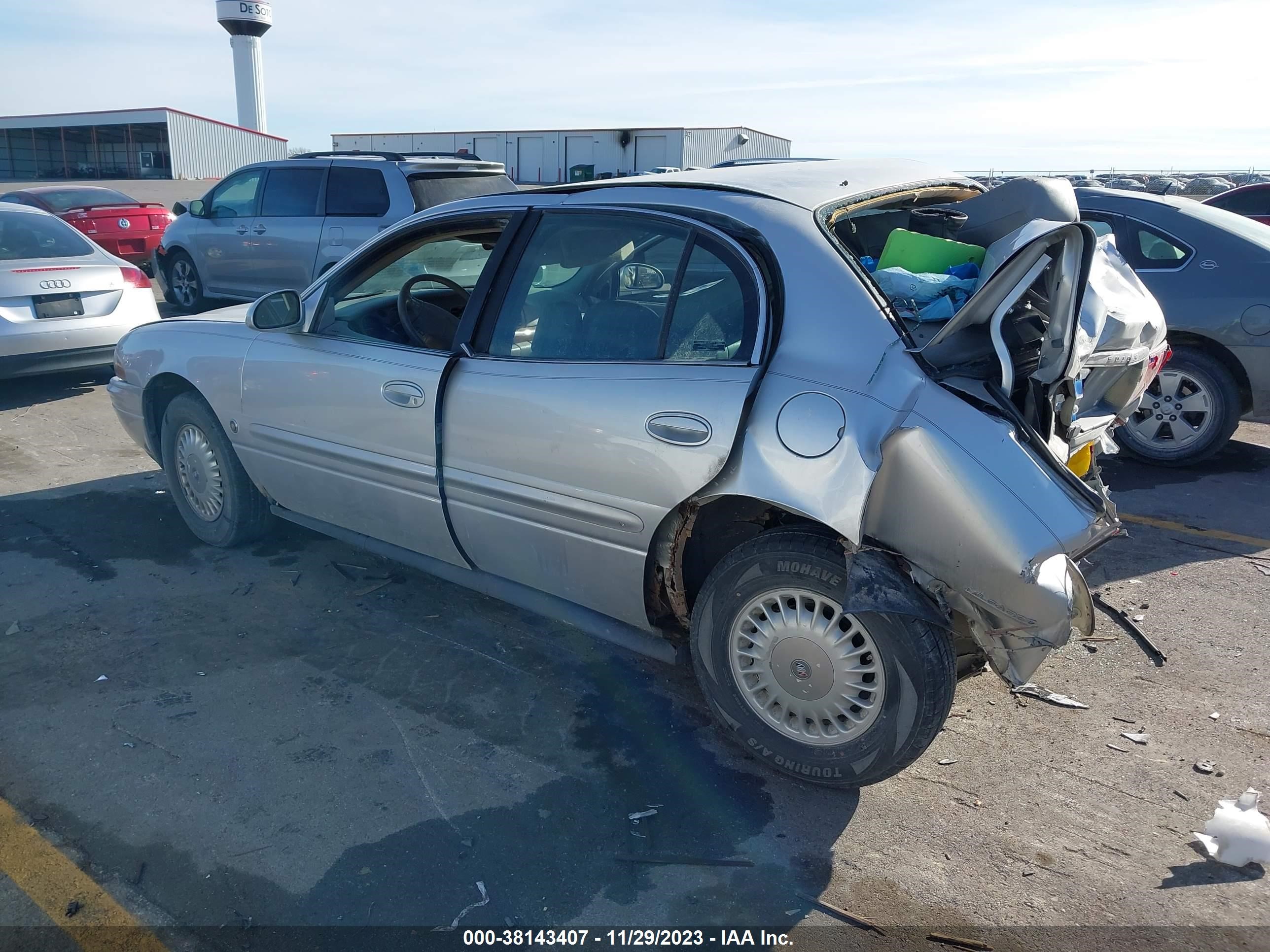 Photo 2 VIN: 1G4HR54K21U141501 - BUICK LESABRE 