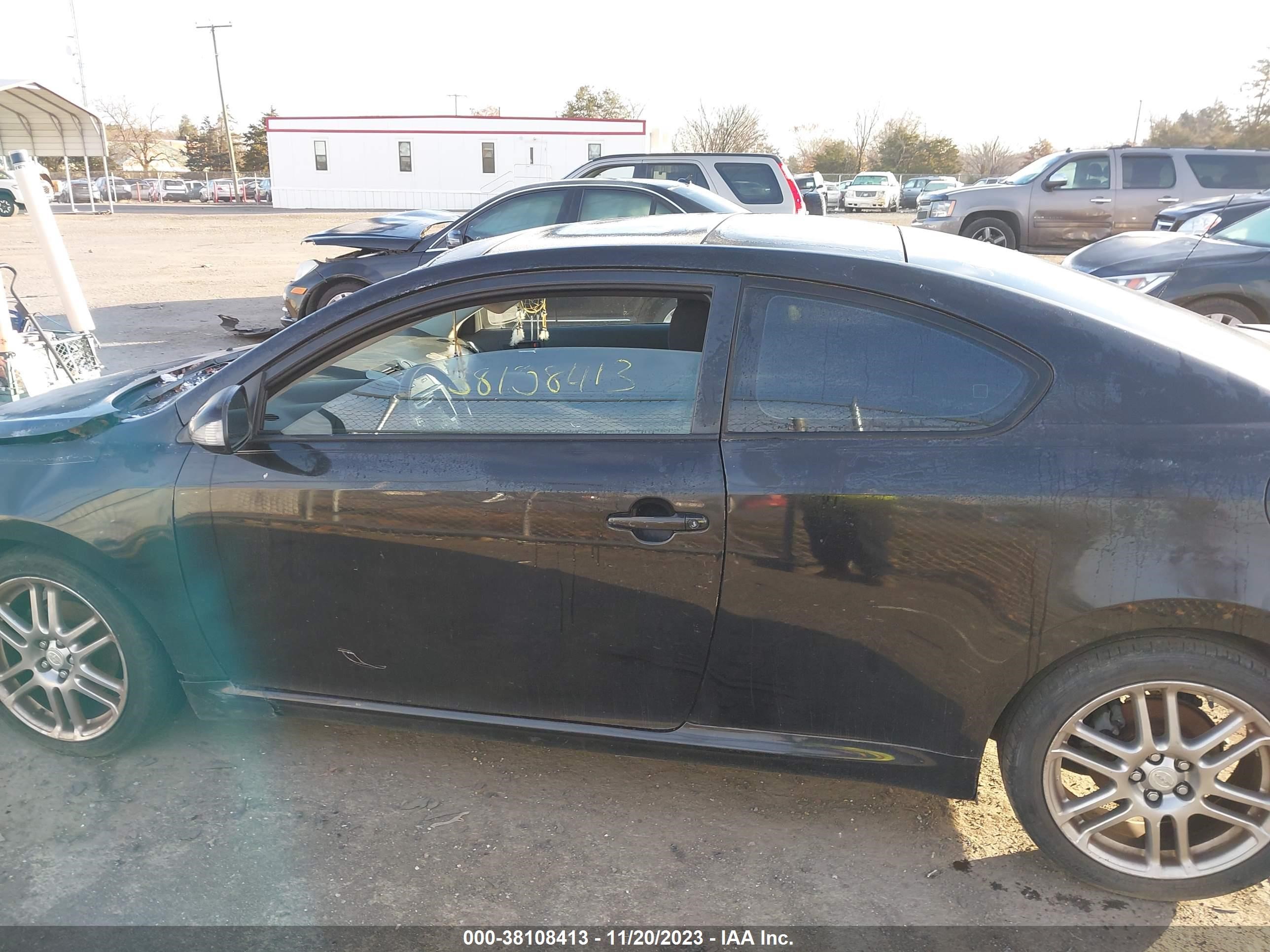 Photo 13 VIN: 1G4HR54K23U241360 - SCION TC 