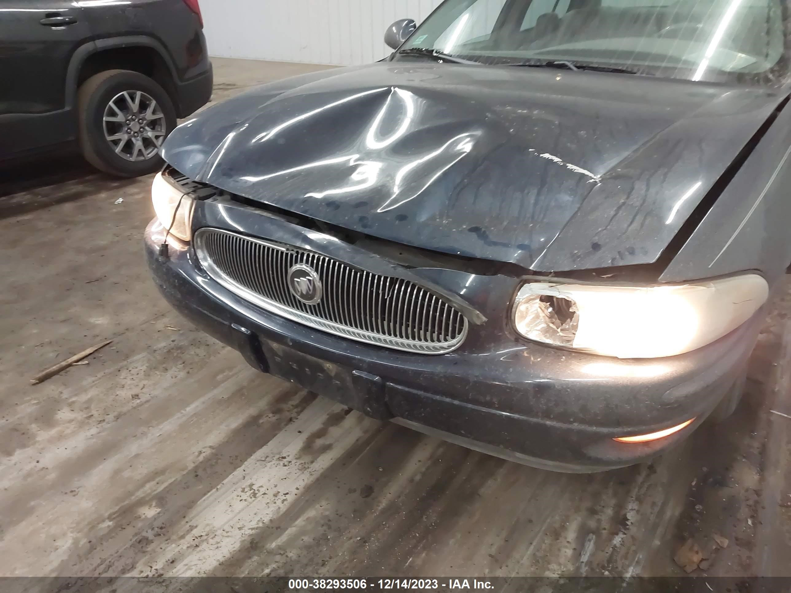 Photo 5 VIN: 1G4HR54K32U170572 - BUICK LESABRE 