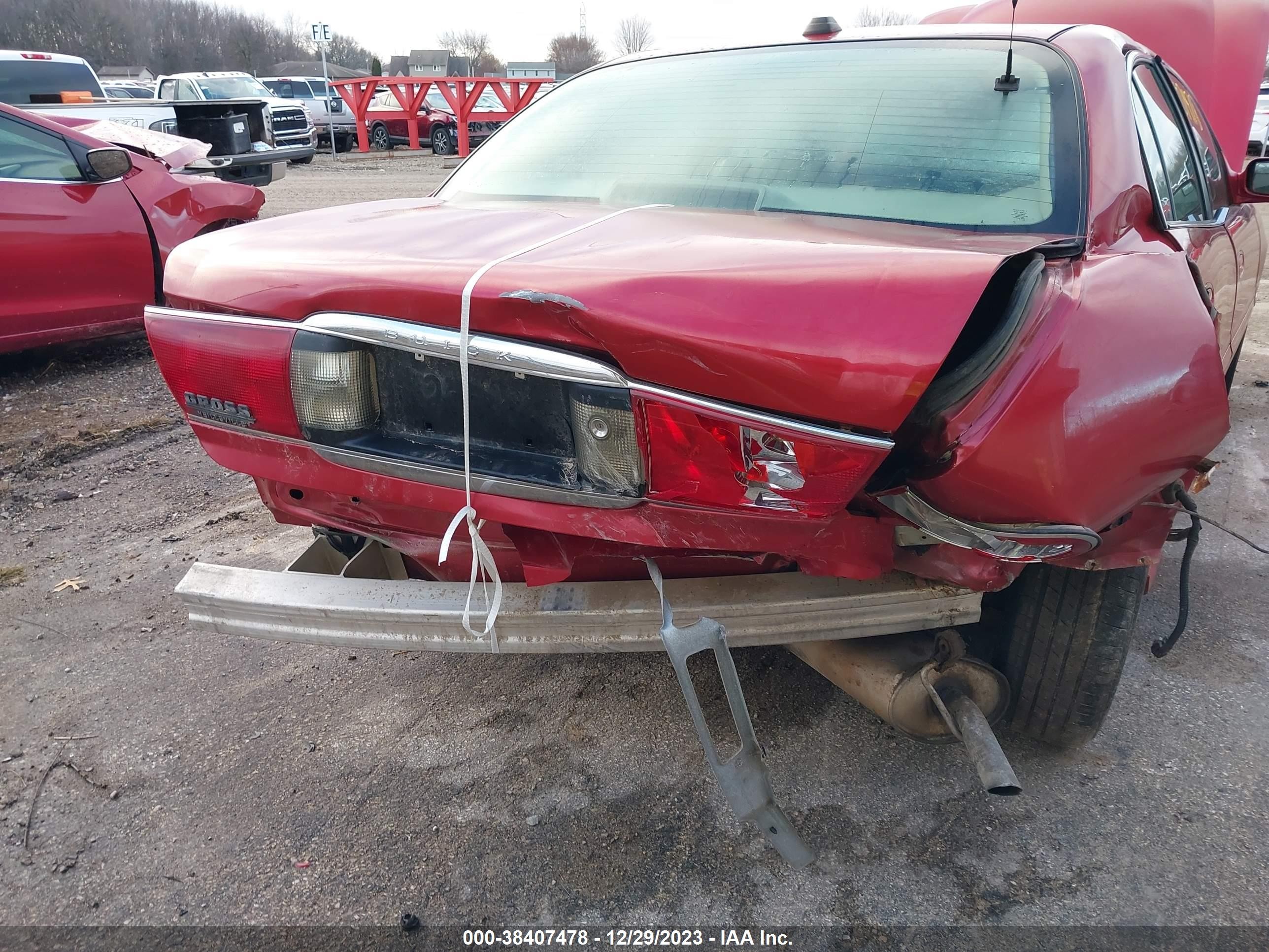 Photo 5 VIN: 1G4HR54K34U155573 - BUICK LESABRE 