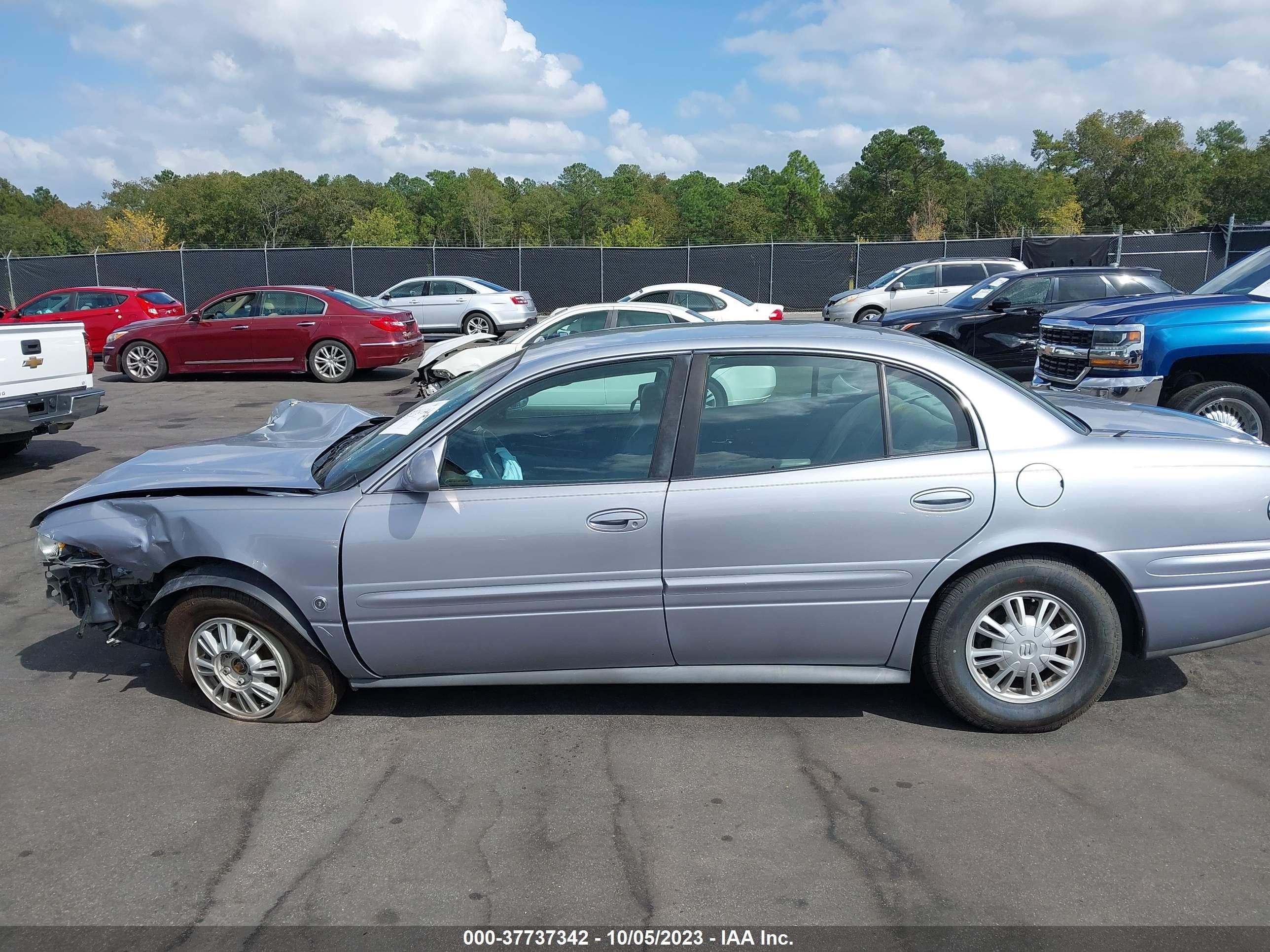 Photo 14 VIN: 1G4HR54K35U135731 - BUICK LESABRE 