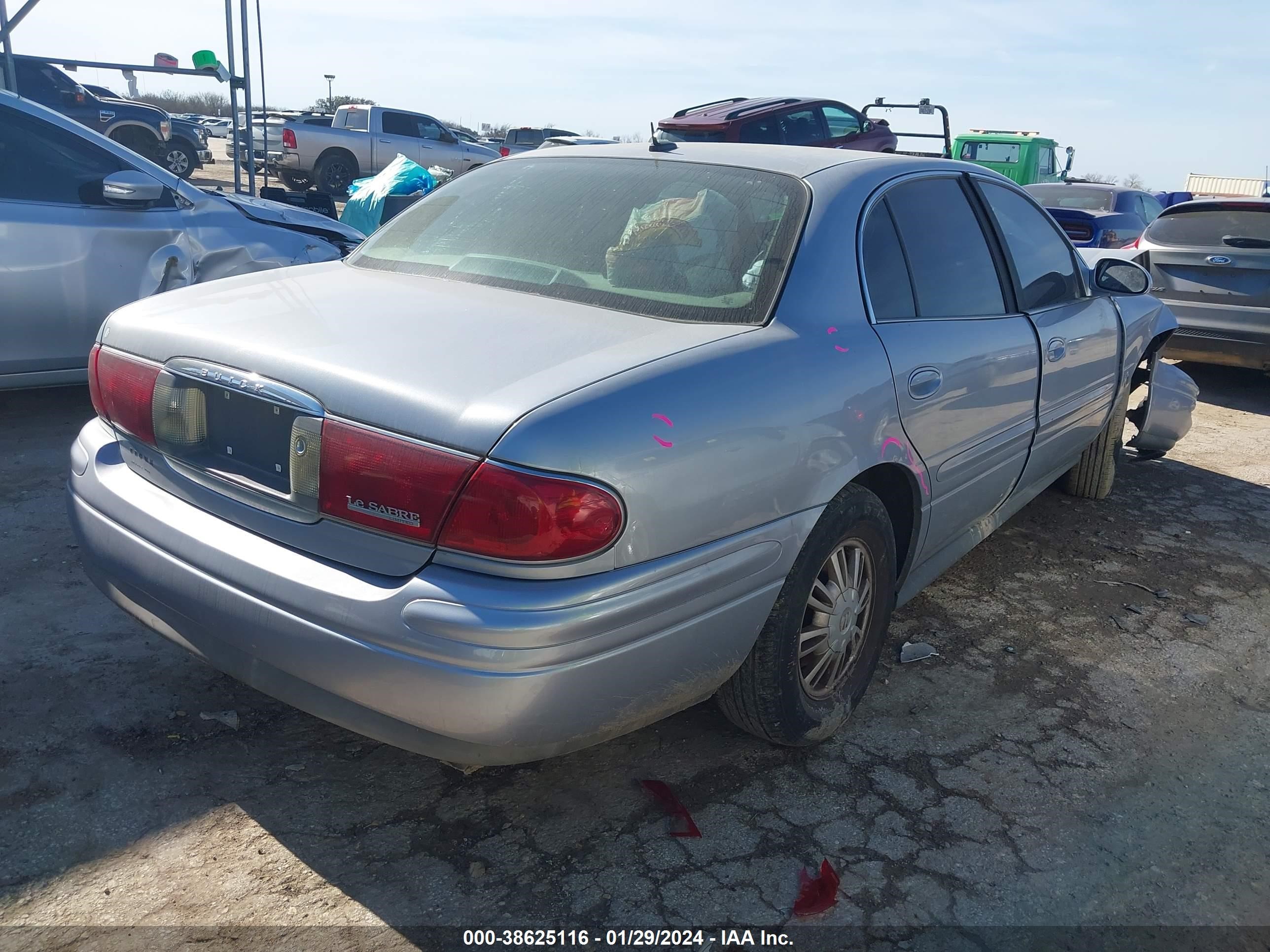 Photo 3 VIN: 1G4HR54K35U155445 - BUICK LESABRE 