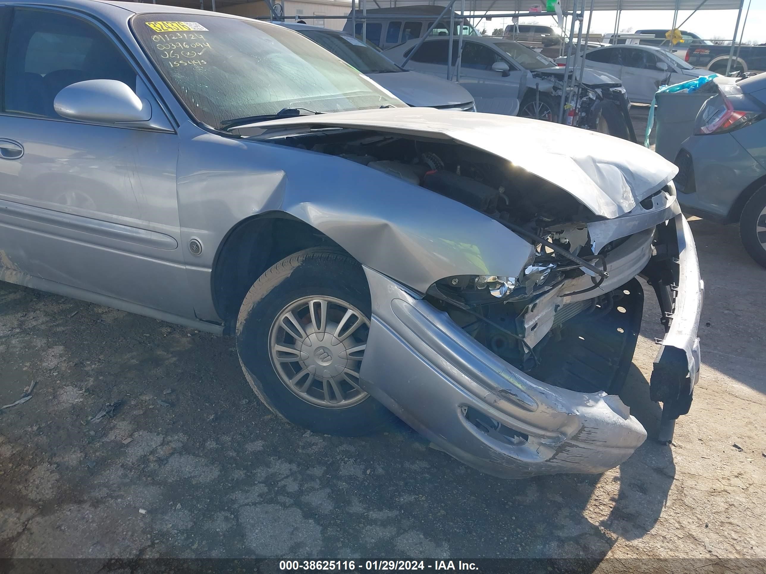 Photo 5 VIN: 1G4HR54K35U155445 - BUICK LESABRE 