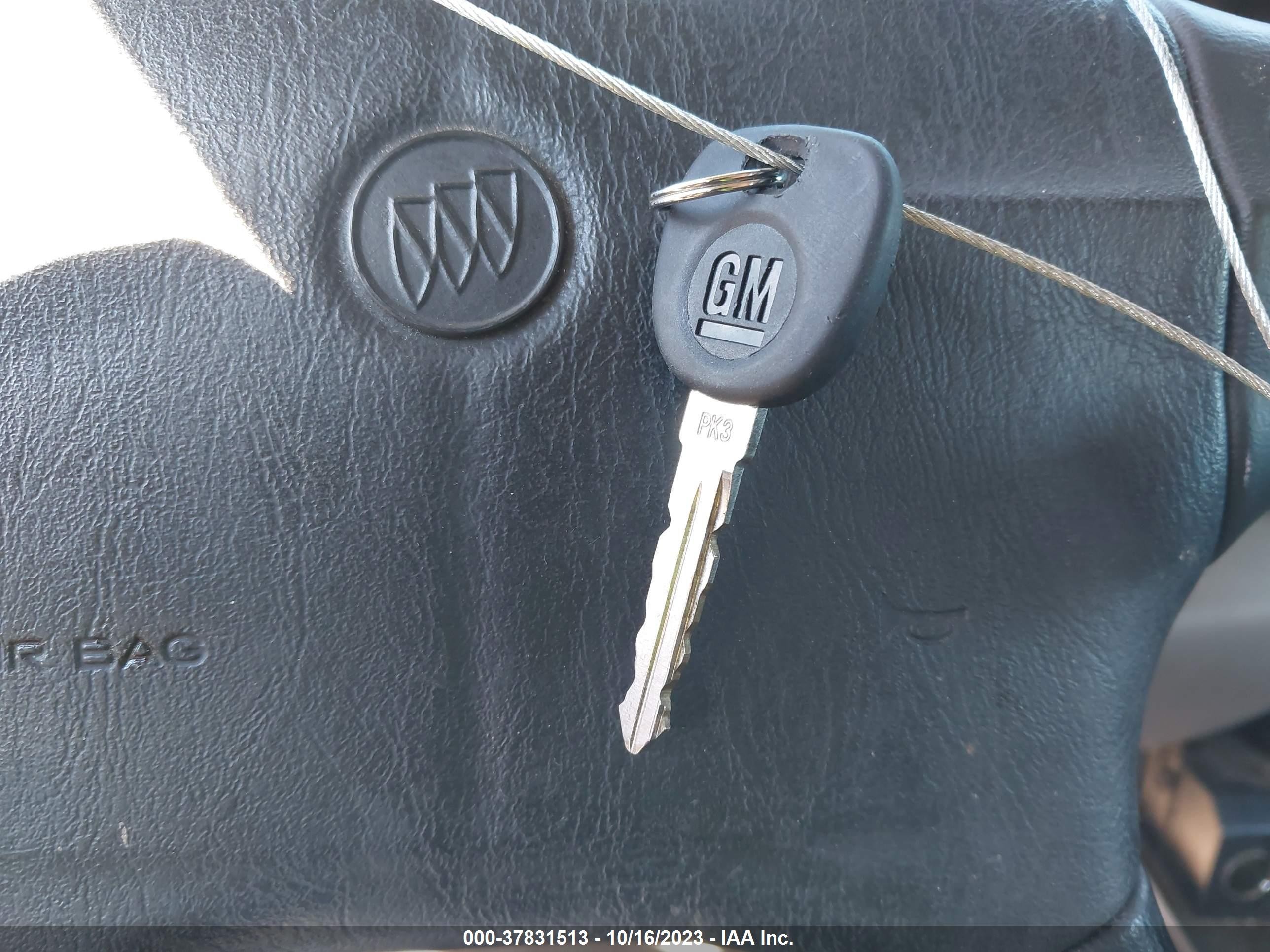 Photo 10 VIN: 1G4HR54K444177825 - BUICK LESABRE 