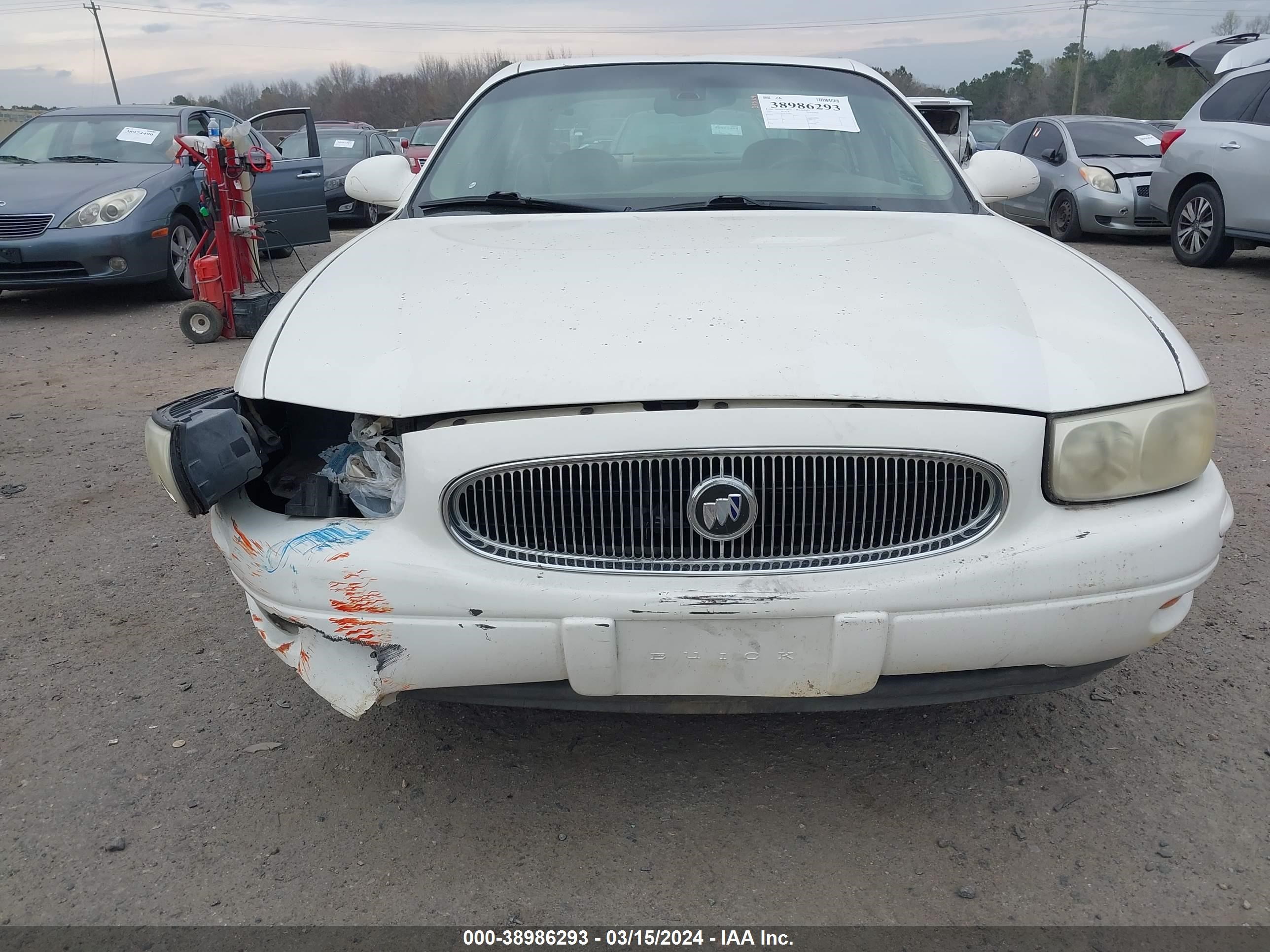 Photo 13 VIN: 1G4HR54K44U170891 - BUICK LESABRE 