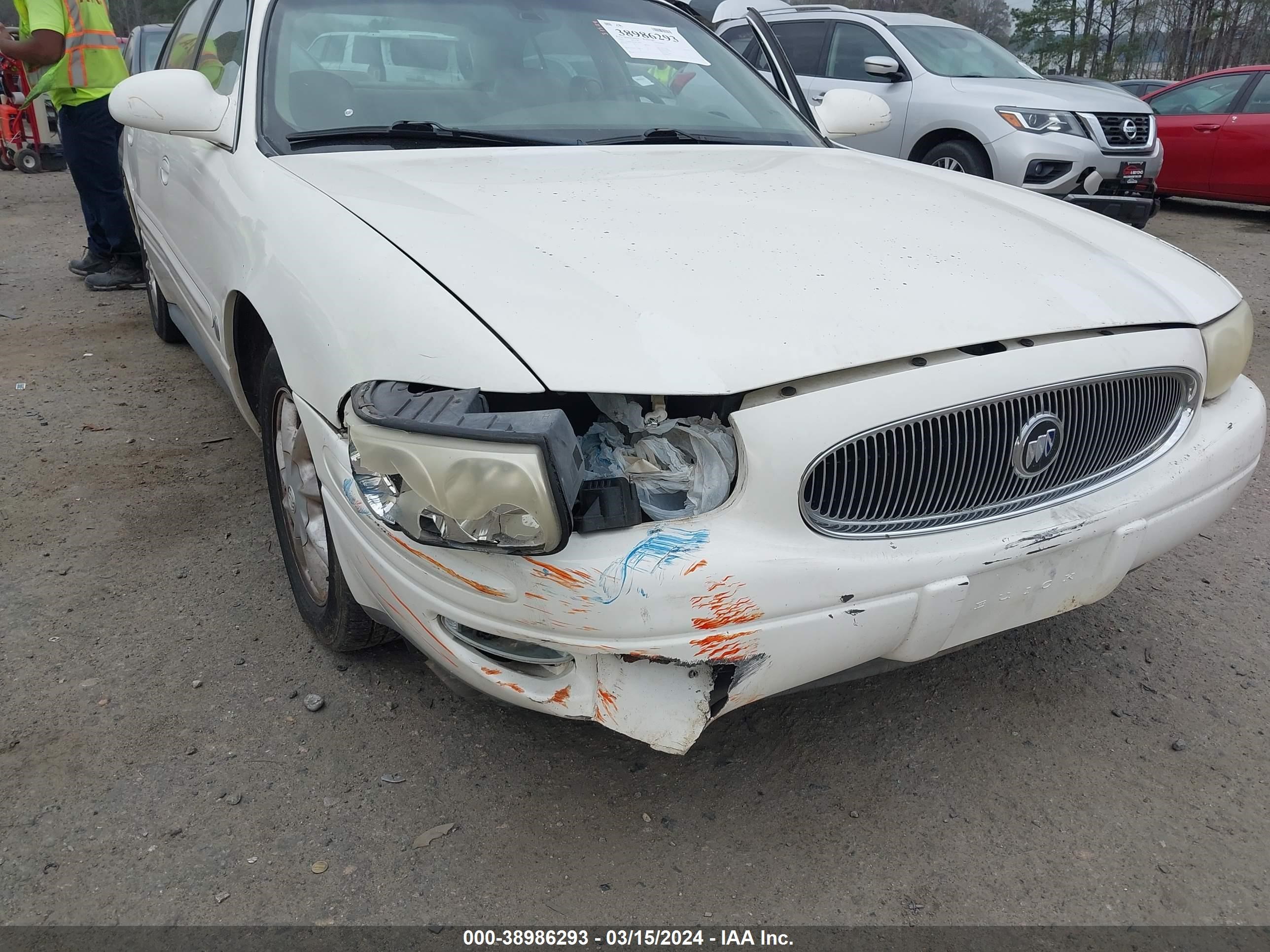 Photo 5 VIN: 1G4HR54K44U170891 - BUICK LESABRE 